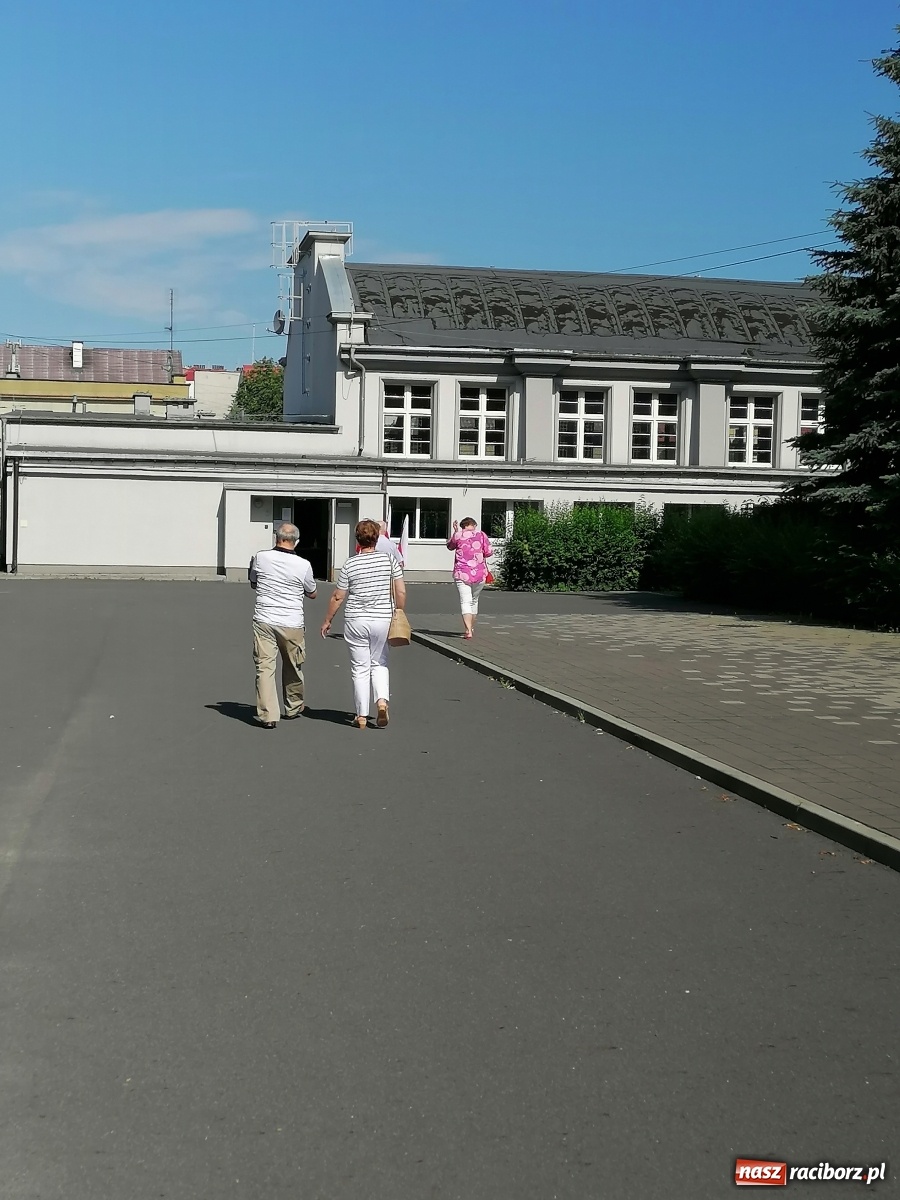 Zdjęcie w galerii na portalu naszraciborz.pl: Do godziny 21.00 możemy głosować w wyborach prezydenckich  wiadomości z regionu