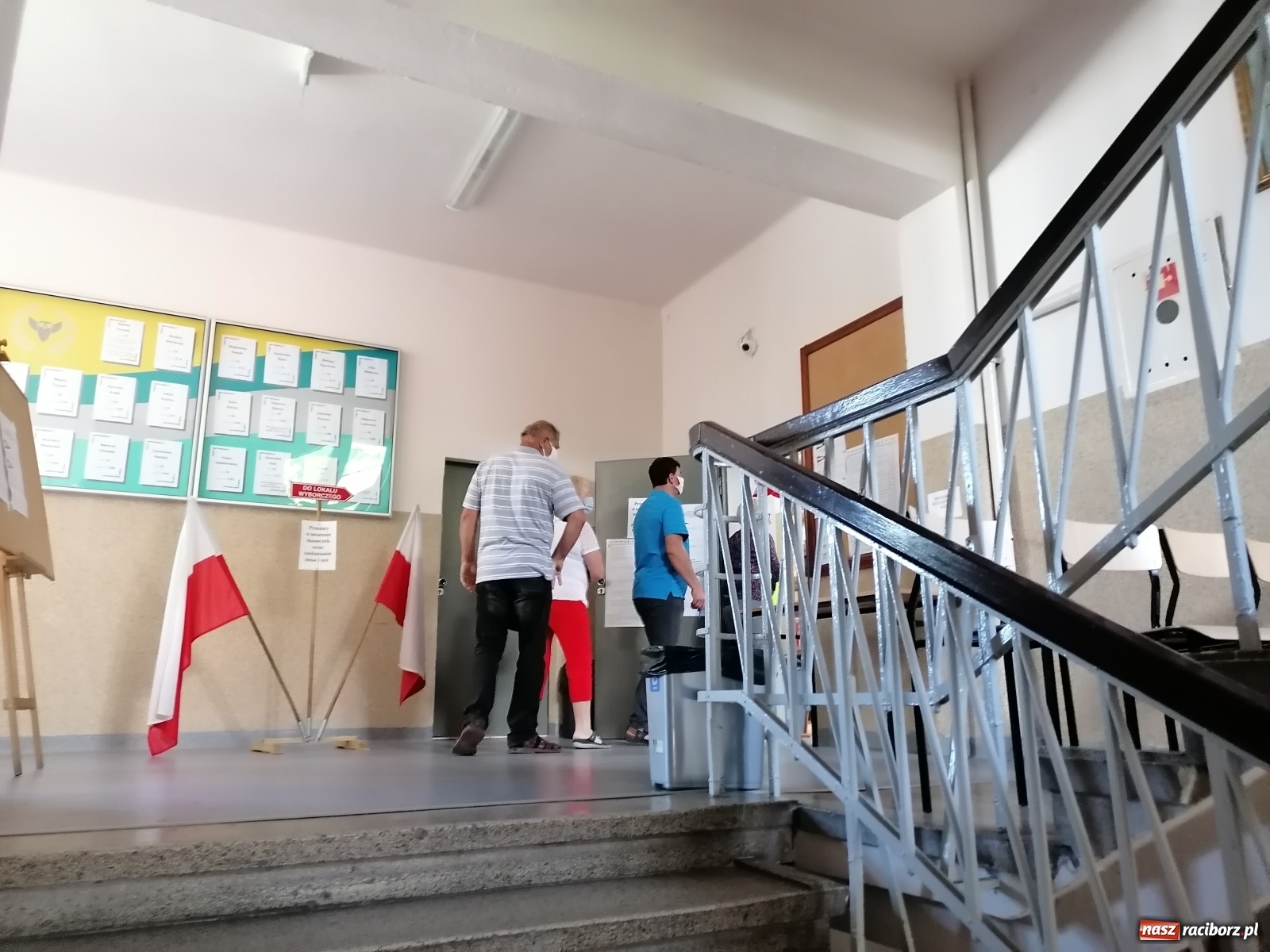 Zdjęcie w galerii na portalu naszraciborz.pl: Do godziny 21.00 możemy głosować w wyborach prezydenckich  wiadomości z regionu