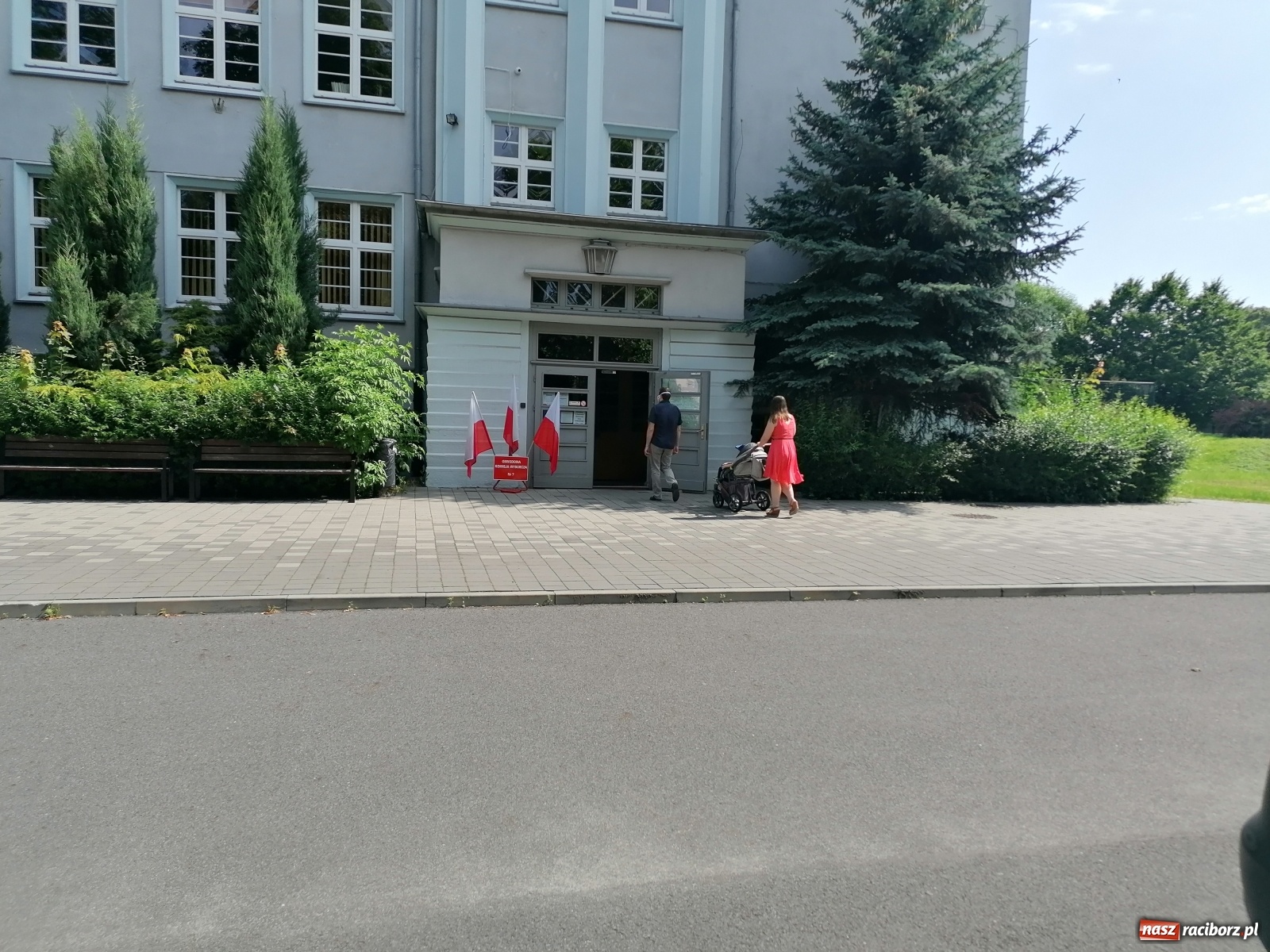 Zdjęcie w galerii na portalu naszraciborz.pl: Do godziny 21.00 możemy głosować w wyborach prezydenckich  wiadomości z regionu