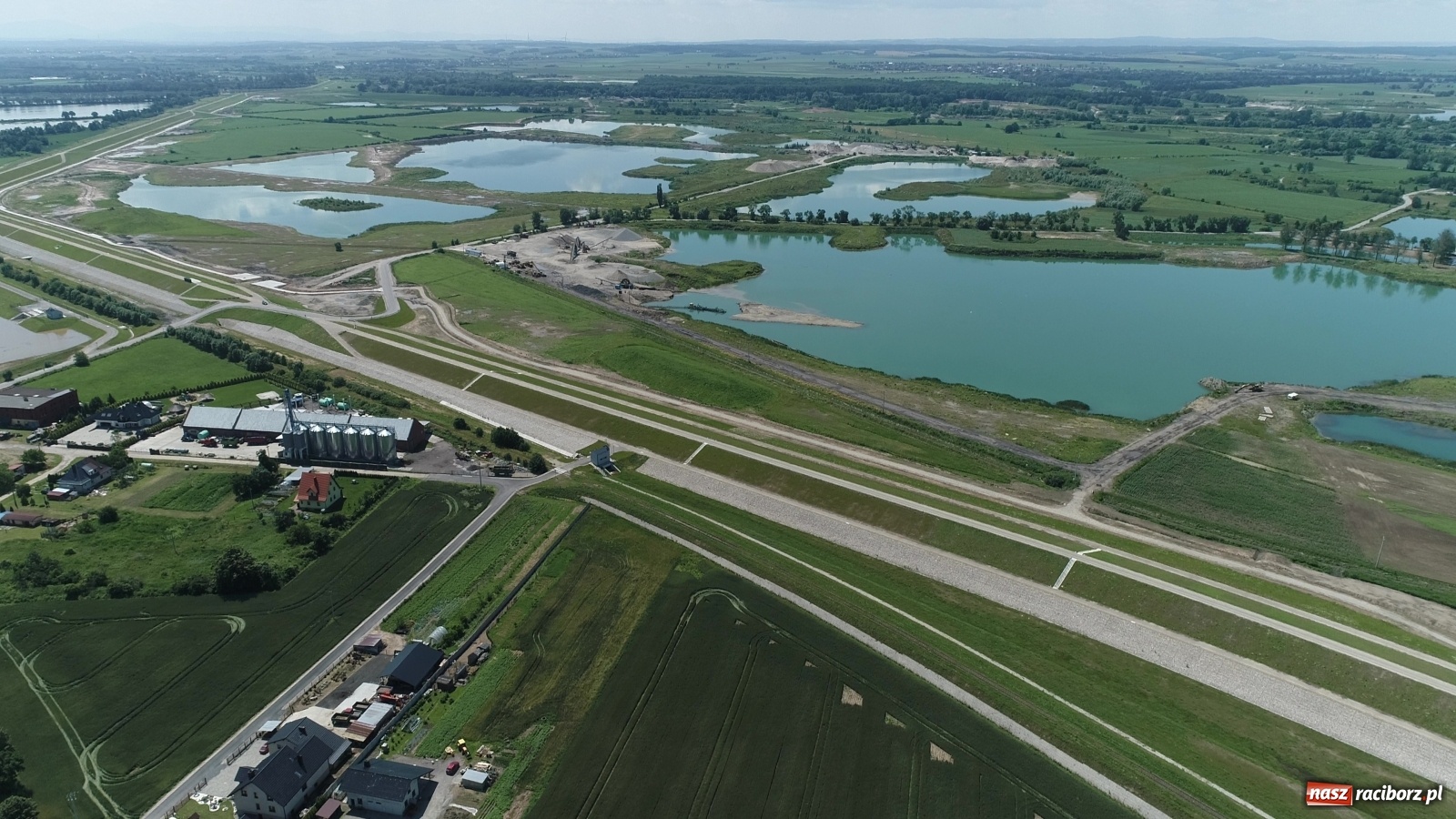 Zdjęcie w galerii na portalu naszraciborz.pl: Mało znane fakty dotyczące zbiornika Racibórz [FOTO i WIDEO z lotu ptaka] wiadomości z regionu