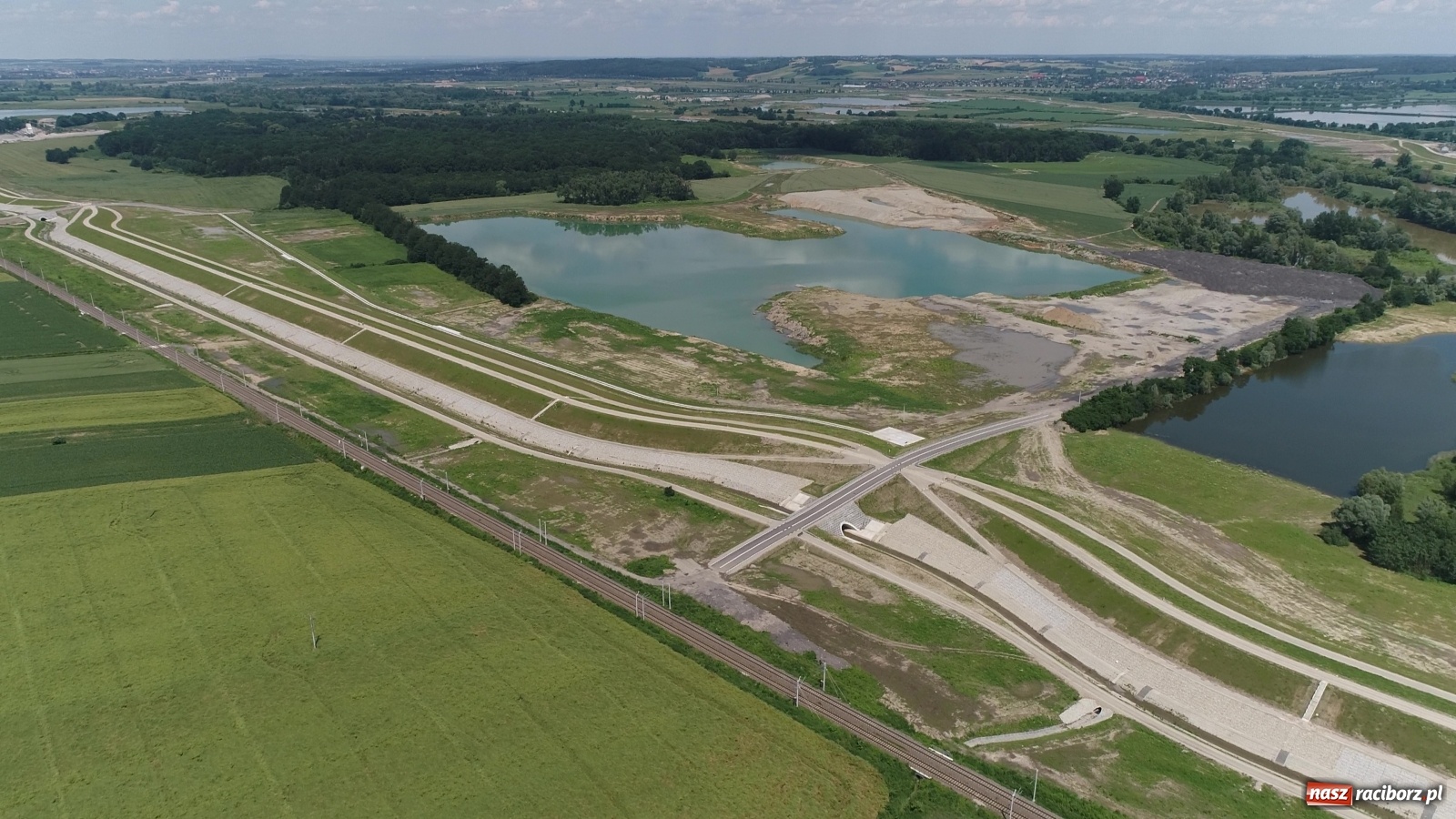Zdjęcie w galerii na portalu naszraciborz.pl: Mało znane fakty dotyczące zbiornika Racibórz [FOTO i WIDEO z lotu ptaka] wiadomości z regionu