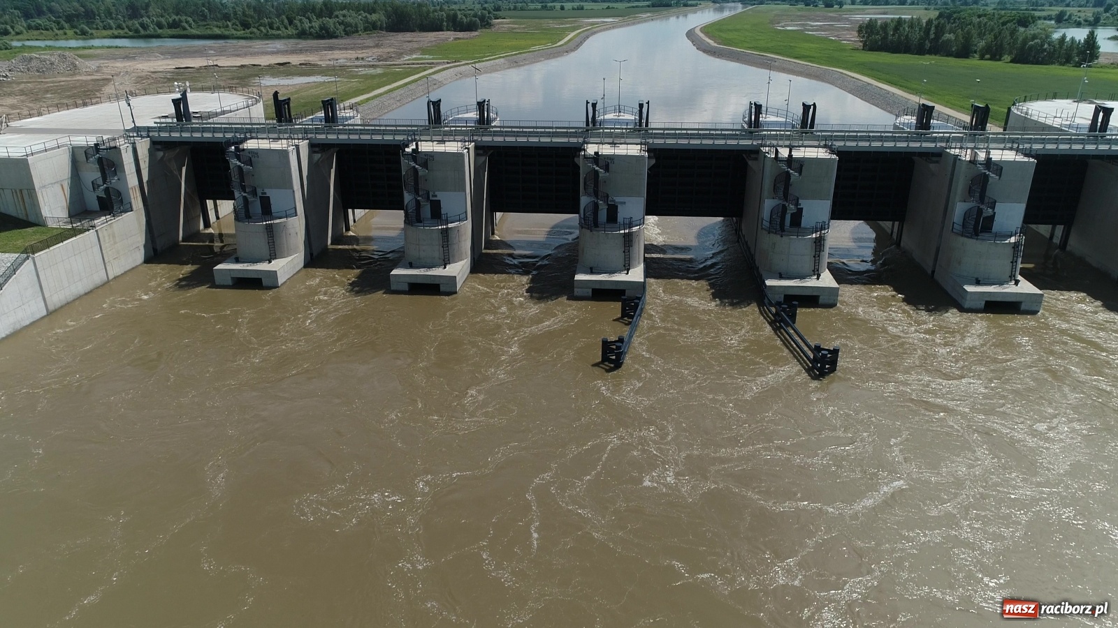 Zdjęcie w galerii na portalu naszraciborz.pl: Mało znane fakty dotyczące zbiornika Racibórz [FOTO i WIDEO z lotu ptaka] wiadomości z regionu