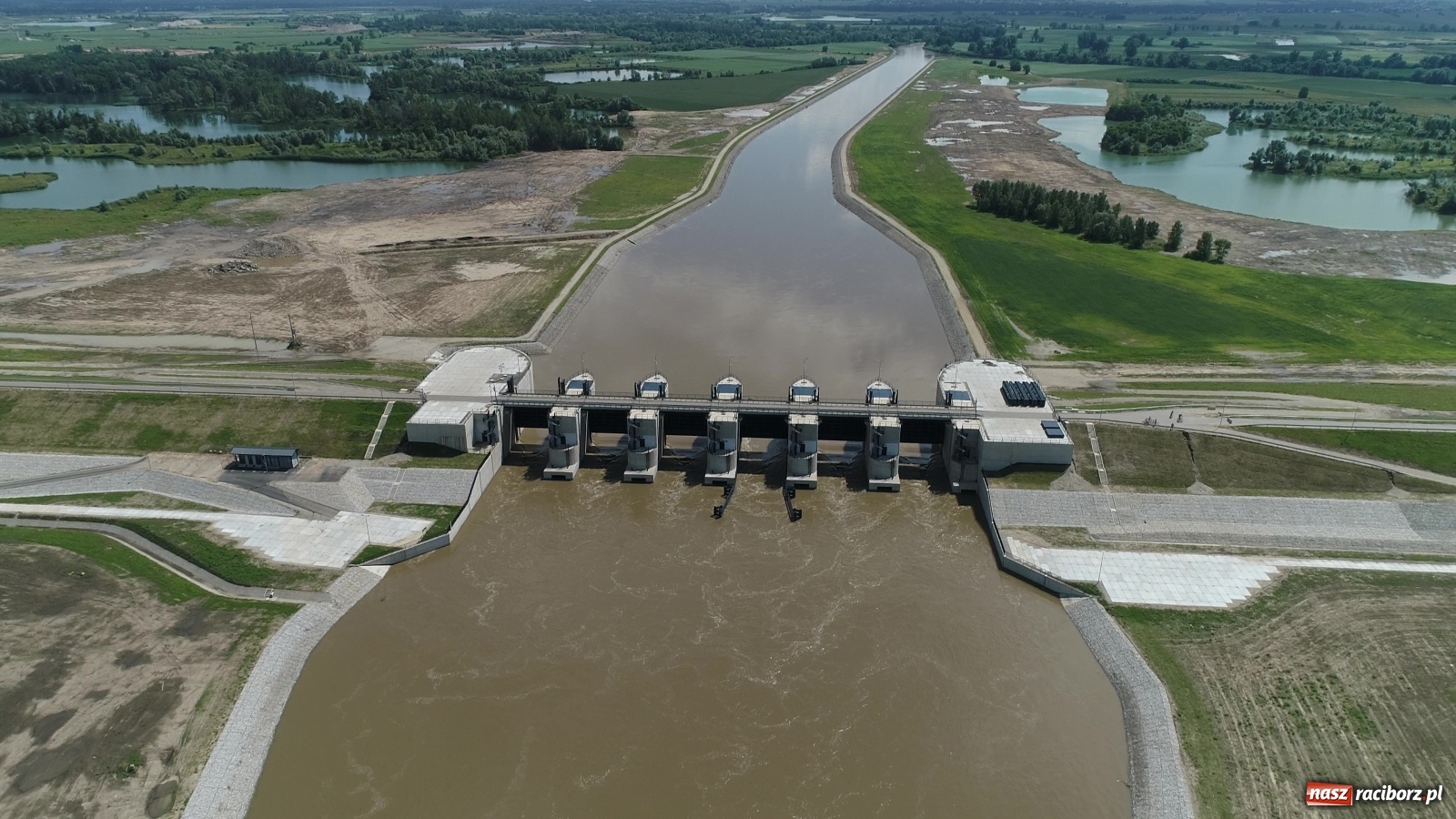 Zdjęcie w galerii na portalu naszraciborz.pl: Mało znane fakty dotyczące zbiornika Racibórz [FOTO i WIDEO z lotu ptaka] wiadomości z regionu