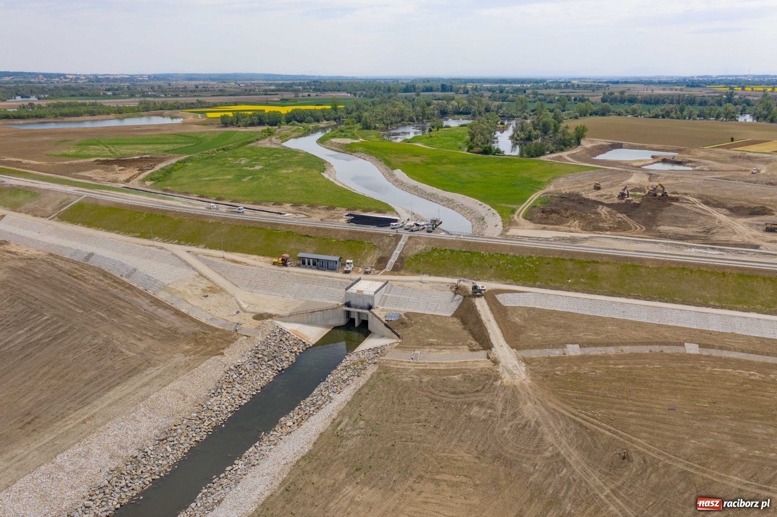 Zdjęcie w galerii na portalu naszraciborz.pl: Mało znane fakty dotyczące zbiornika Racibórz [FOTO i WIDEO z lotu ptaka] wiadomości z regionu