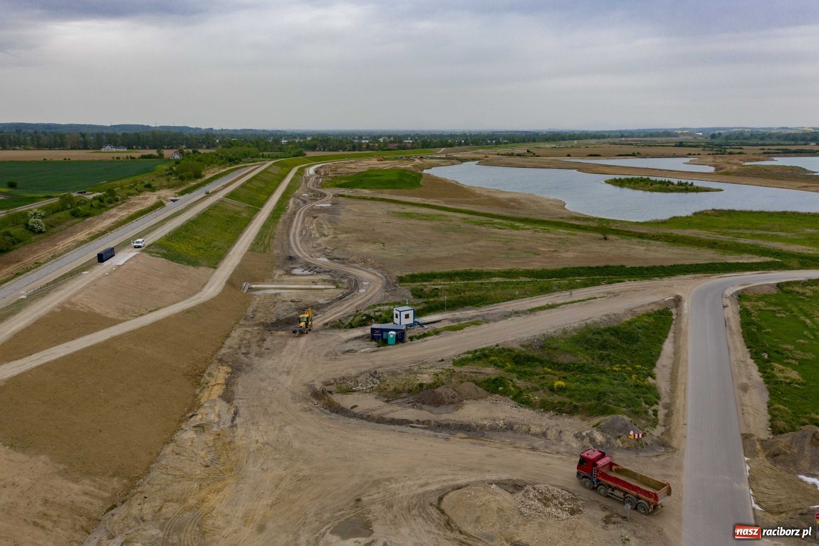 Zdjęcie w galerii na portalu naszraciborz.pl: Mało znane fakty dotyczące zbiornika Racibórz [FOTO i WIDEO z lotu ptaka] wiadomości z regionu