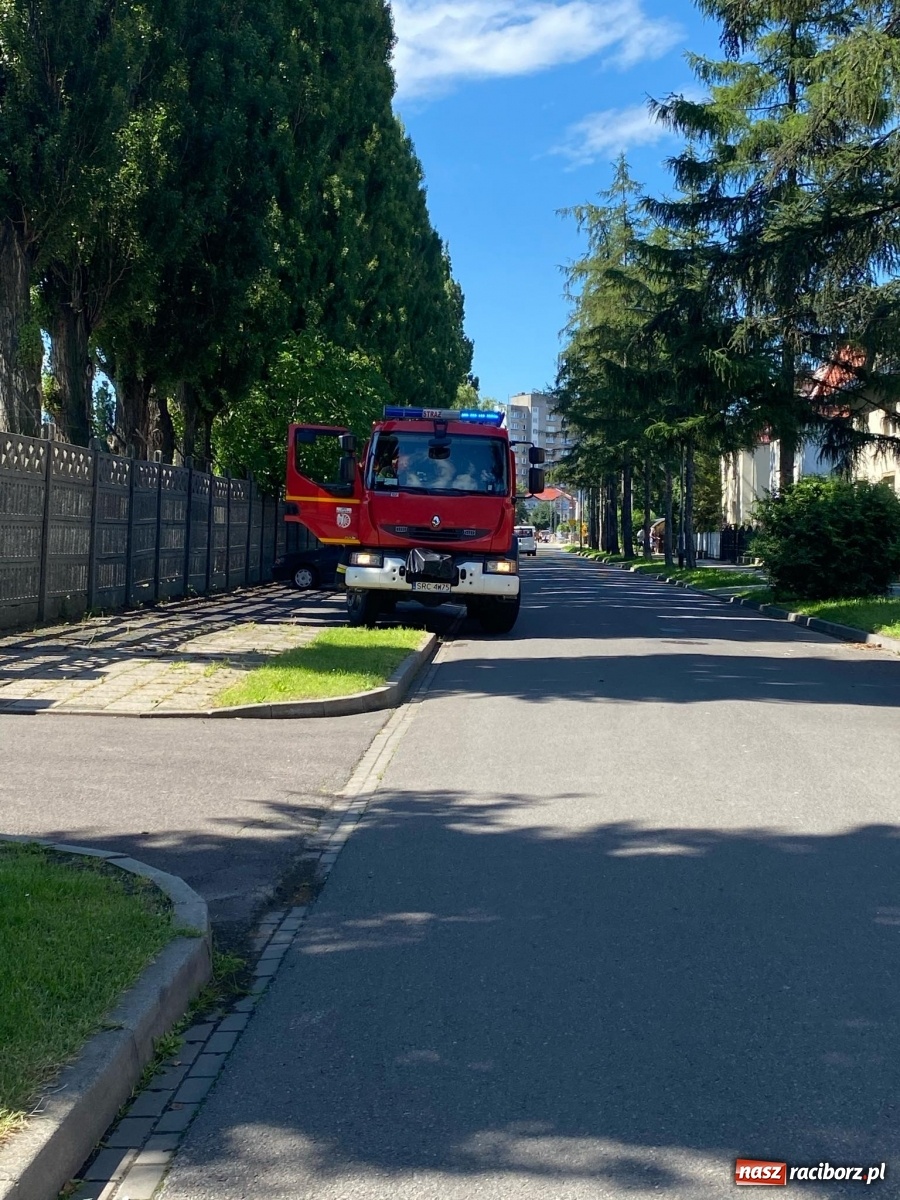 Zdjęcie w galerii na portalu naszraciborz.pl: Poparzenie w Raciborzu. W akcji śmigłowiec LPR [FOTO] wiadomości z regionu