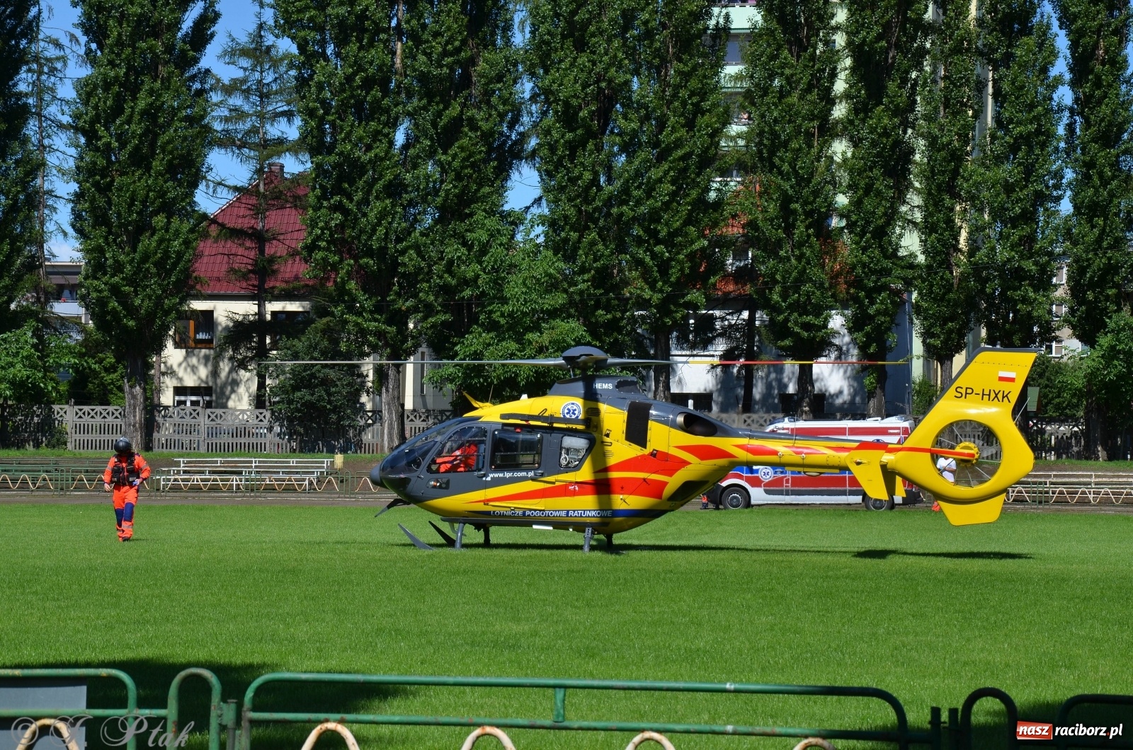 Zdjęcie w galerii na portalu naszraciborz.pl: Poparzenie w Raciborzu. W akcji śmigłowiec LPR [FOTO] wiadomości z regionu