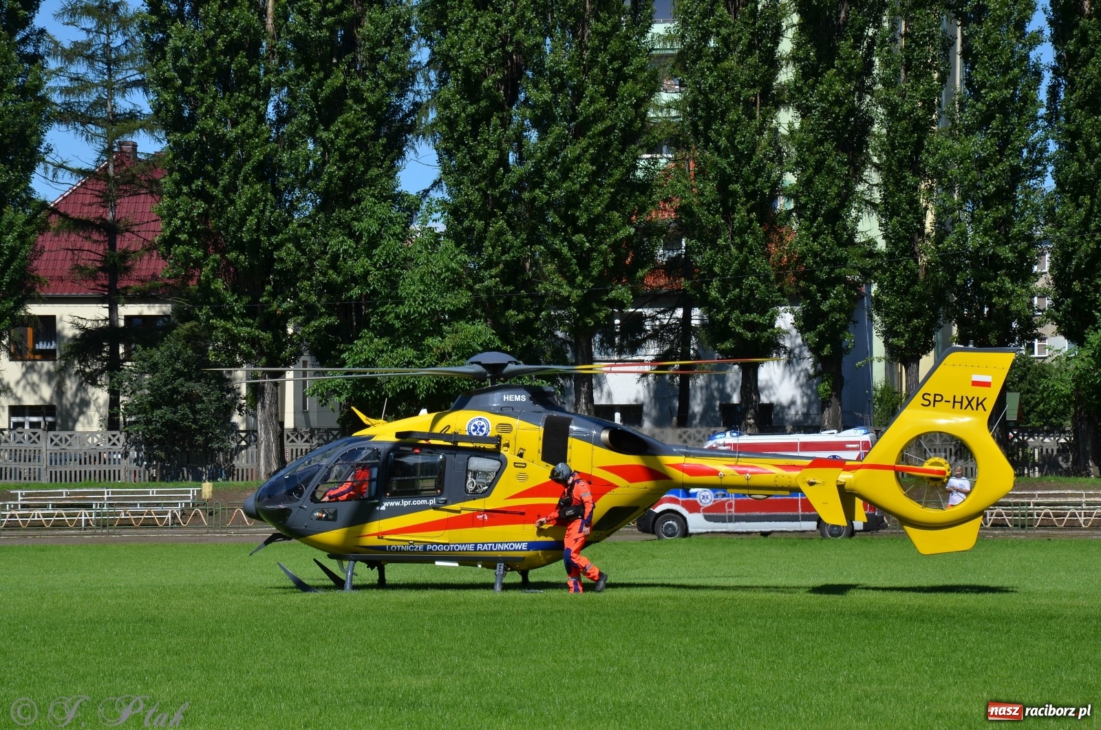 Zdjęcie w galerii na portalu naszraciborz.pl: Poparzenie w Raciborzu. W akcji śmigłowiec LPR [FOTO] wiadomości z regionu