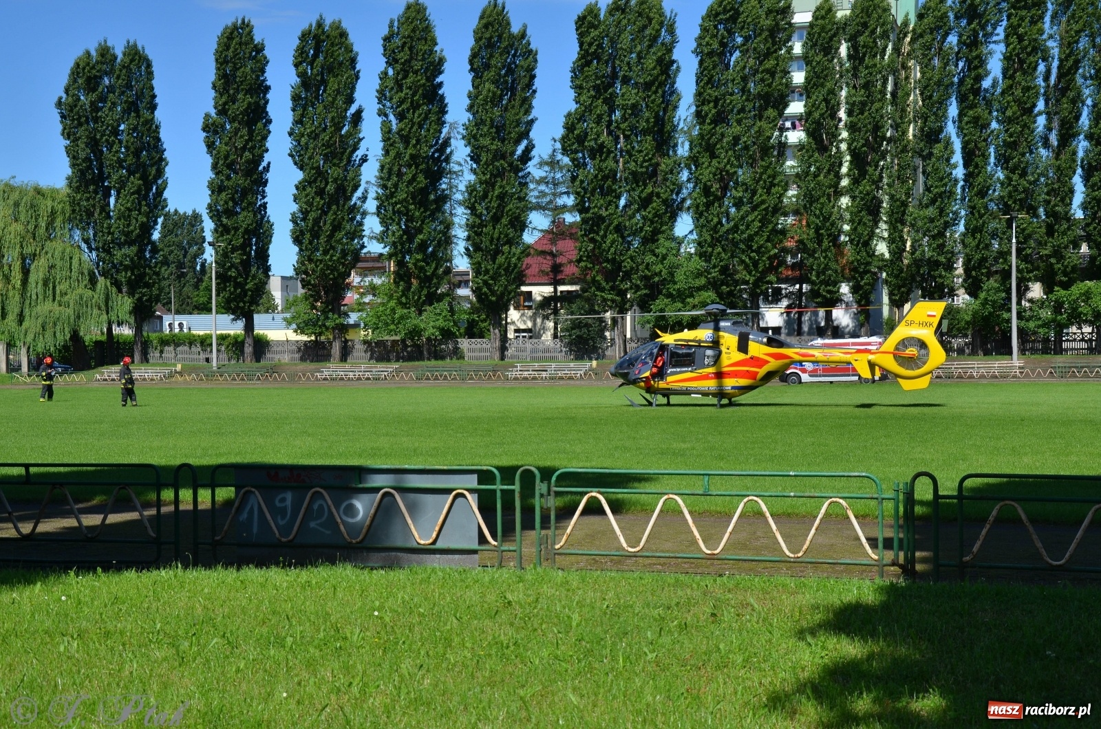 Zdjęcie w galerii na portalu naszraciborz.pl: Poparzenie w Raciborzu. W akcji śmigłowiec LPR [FOTO] wiadomości z regionu