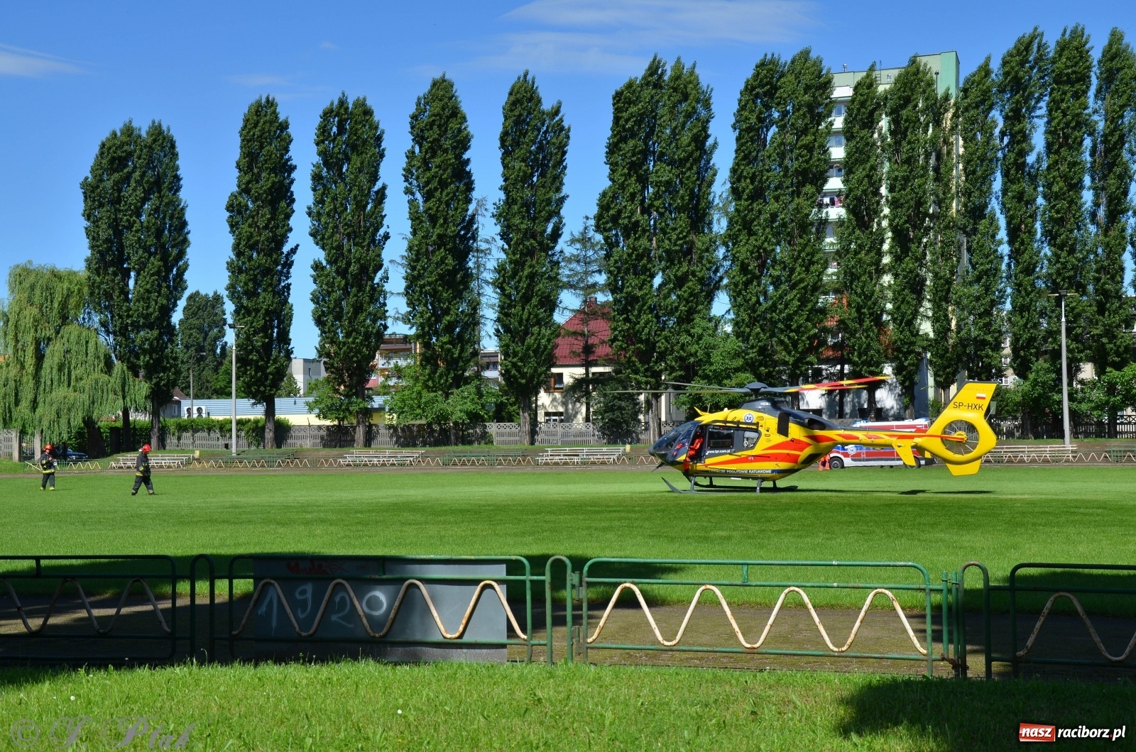Zdjęcie w galerii na portalu naszraciborz.pl: Poparzenie w Raciborzu. W akcji śmigłowiec LPR [FOTO] wiadomości z regionu