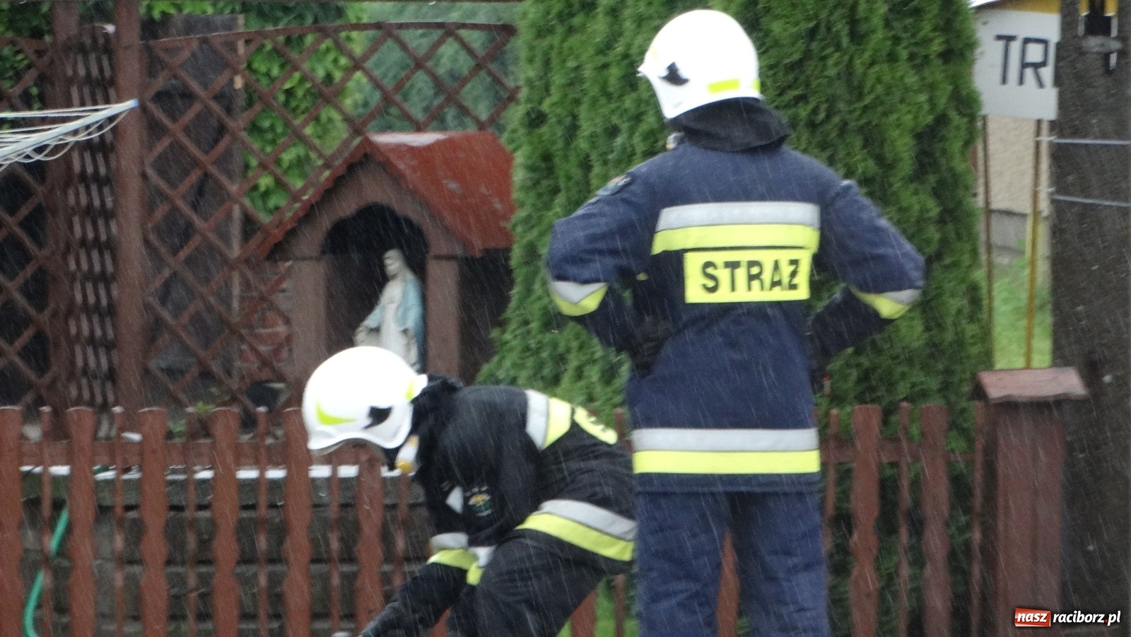 Zdjęcie w galerii na portalu naszraciborz.pl: Raport 998. Kolejny dzień strażackiej walki ze skutkami opadów wiadomości z regionu