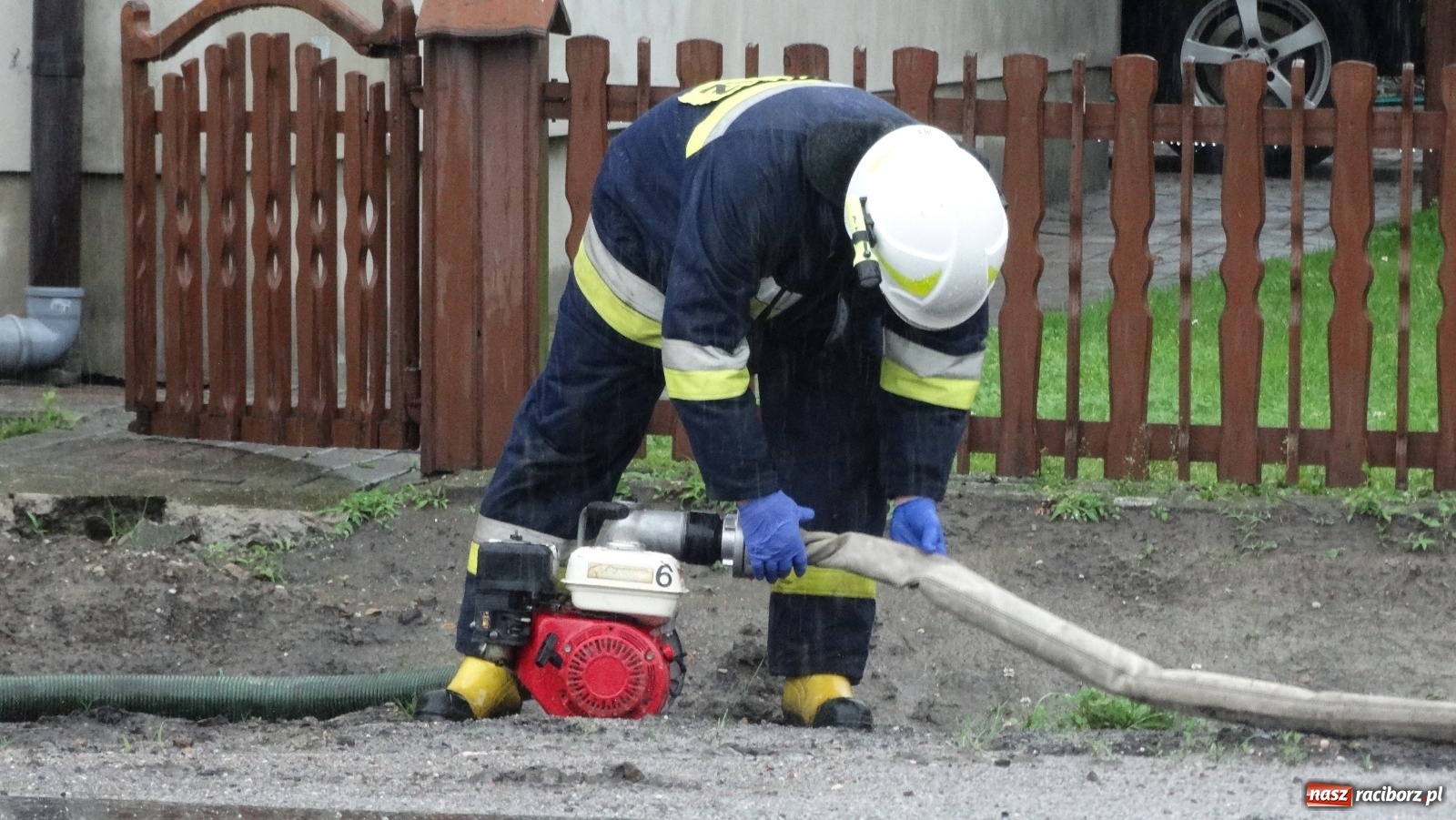 Zdjęcie w galerii na portalu naszraciborz.pl: Raport 998. Kolejny dzień strażackiej walki ze skutkami opadów wiadomości z regionu