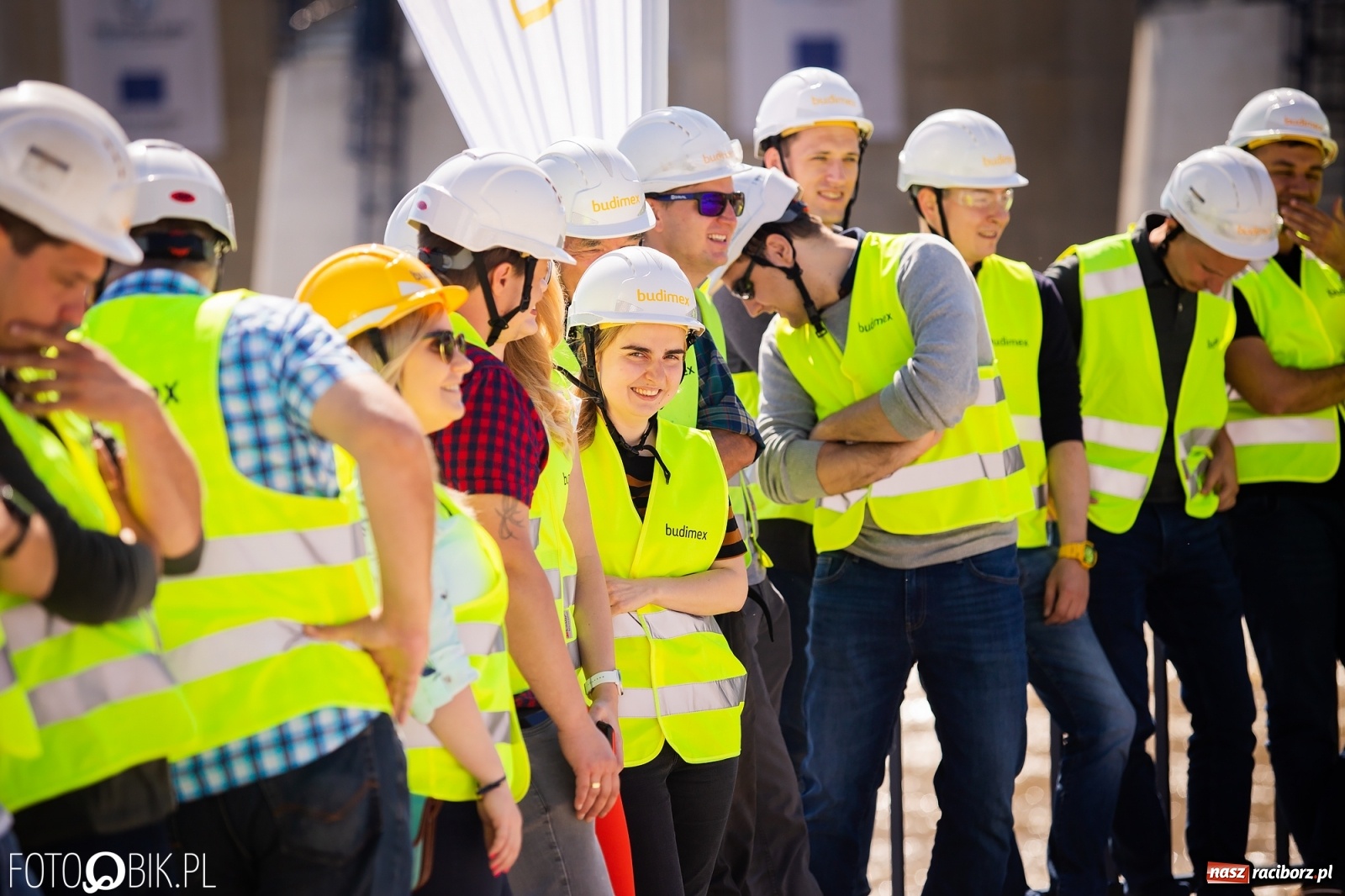 Zdjęcie w galerii na portalu naszraciborz.pl: Nie odpuścili! Ekipa Budimexu stoi za sukcesem przy budowie zbiornika Racibórz wiadomości z regionu