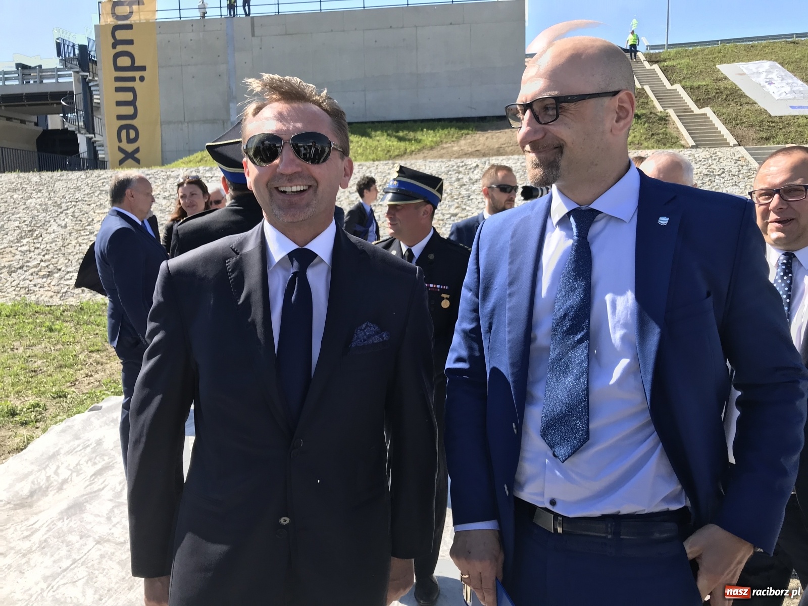 Zdjęcie w galerii na portalu naszraciborz.pl: Nie odpuścili! Ekipa Budimexu stoi za sukcesem przy budowie zbiornika Racibórz wiadomości z regionu