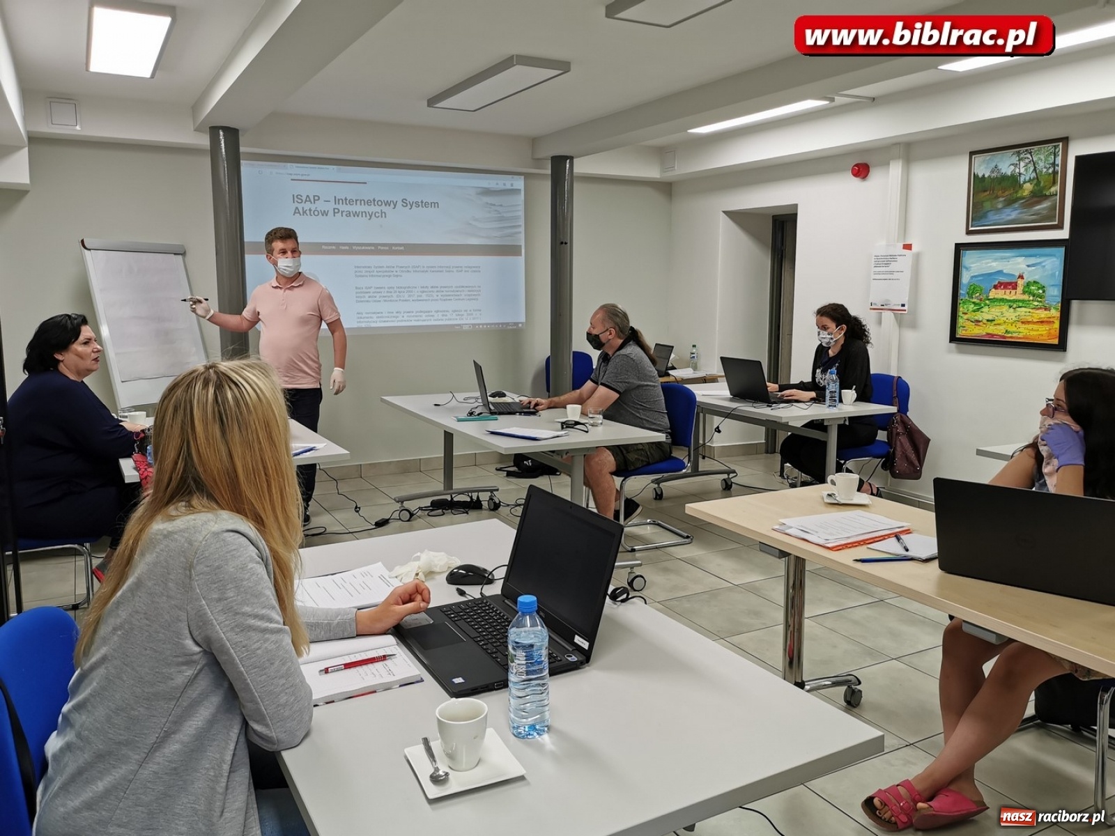 Zdjęcie w galerii na portalu naszraciborz.pl: Biblioteka pomaga na trudnym rynku pracy wiadomości z regionu