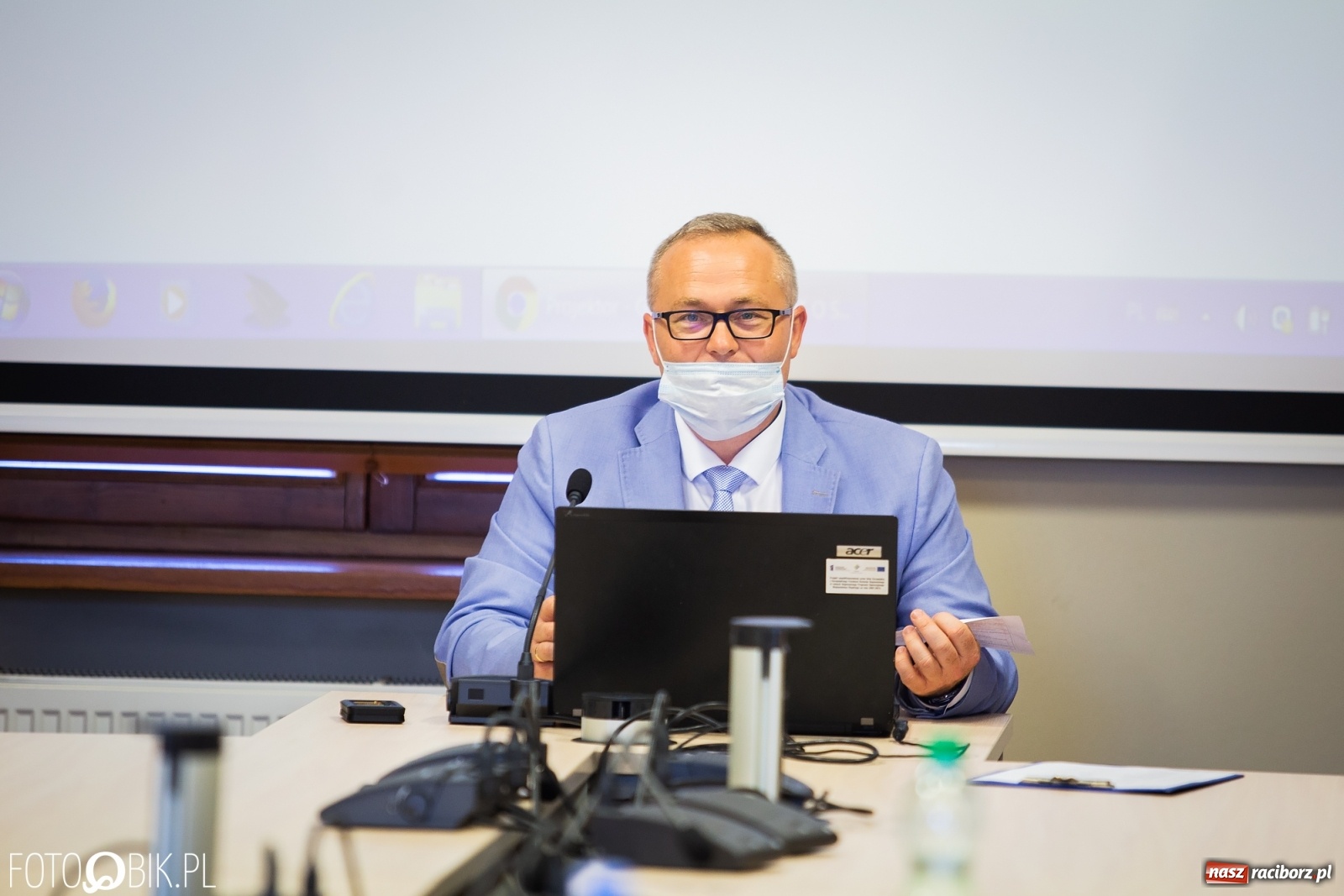 Zdjęcie w galerii na portalu naszraciborz.pl: Miód i dziegieć. Starosta z wotum zaufania od radnych  wiadomości z regionu