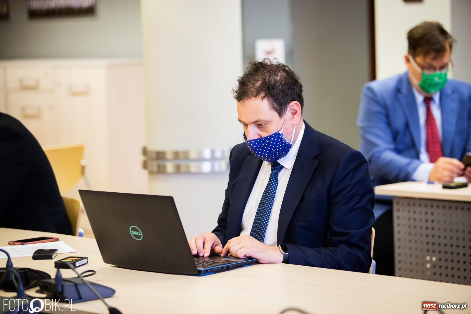 Zdjęcie w galerii na portalu naszraciborz.pl: Miód i dziegieć. Starosta z wotum zaufania od radnych  wiadomości z regionu