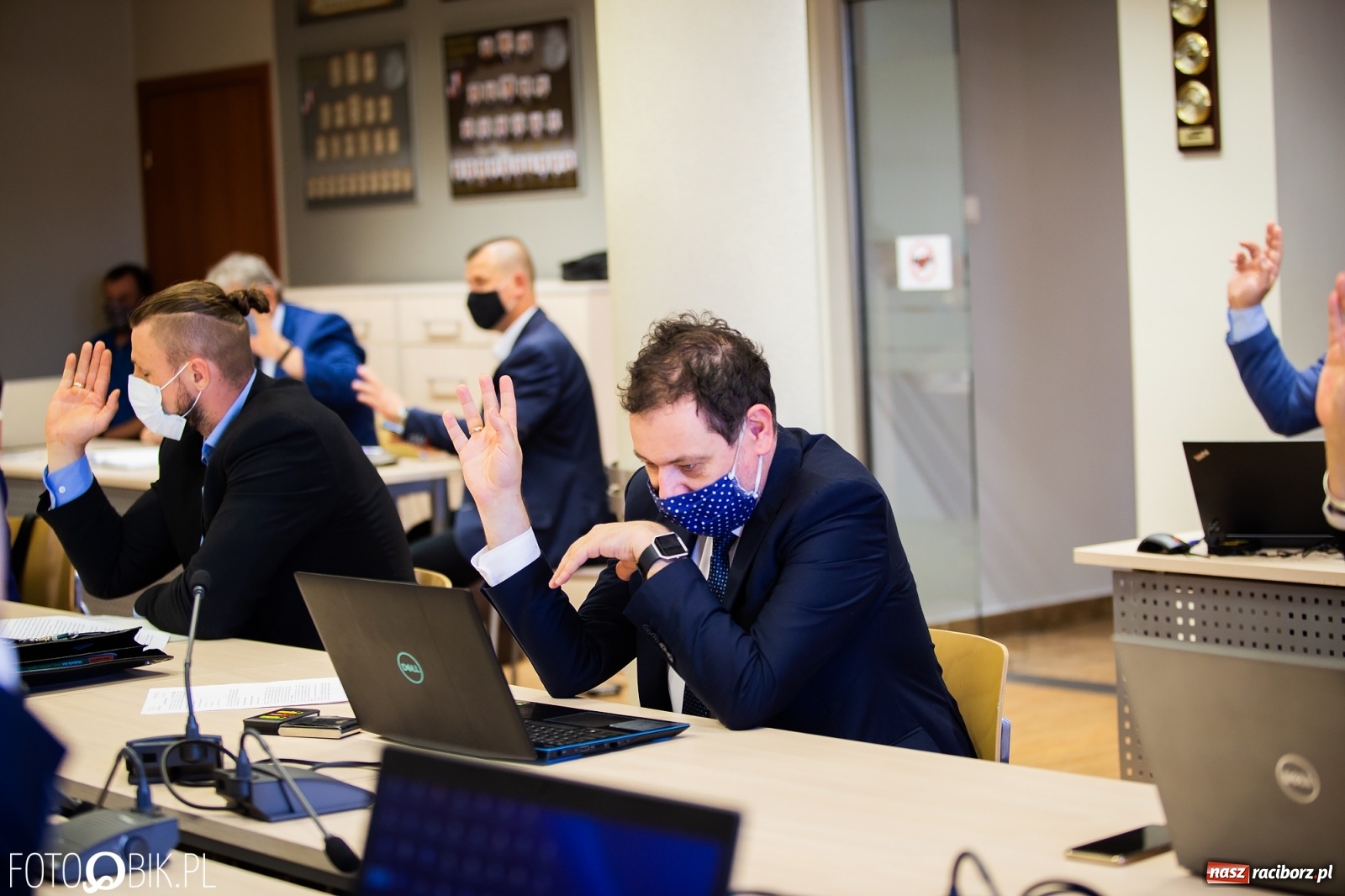 Zdjęcie w galerii na portalu naszraciborz.pl: Miód i dziegieć. Starosta z wotum zaufania od radnych  wiadomości z regionu