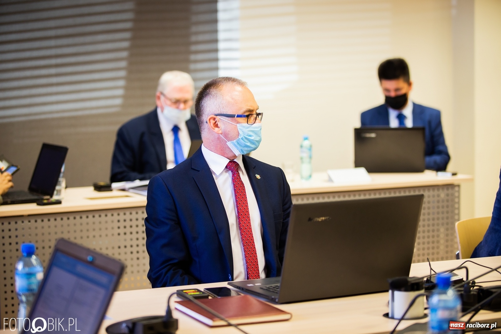 Zdjęcie w galerii na portalu naszraciborz.pl: Miód i dziegieć. Starosta z wotum zaufania od radnych  wiadomości z regionu