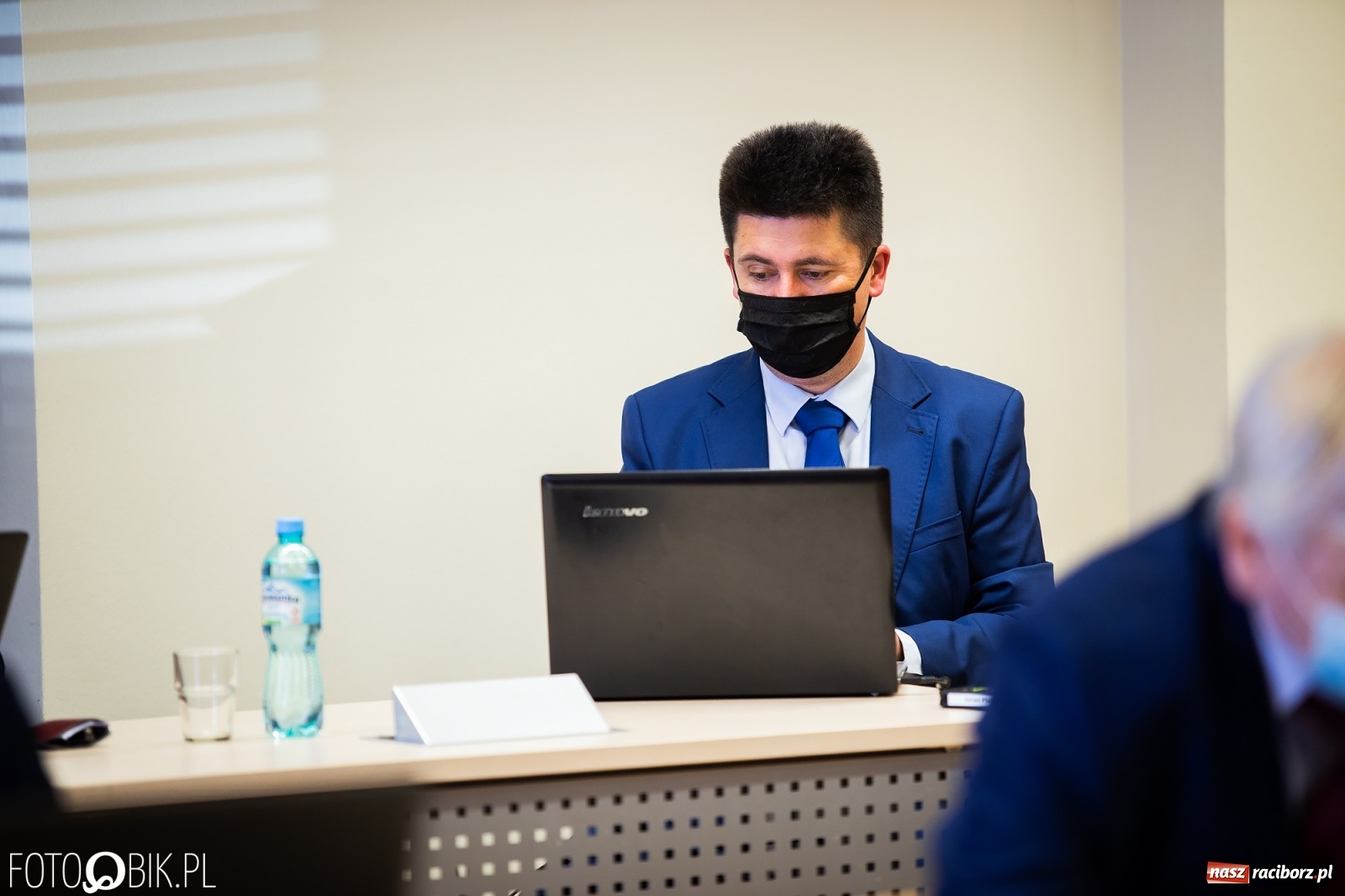 Zdjęcie w galerii na portalu naszraciborz.pl: Miód i dziegieć. Starosta z wotum zaufania od radnych  wiadomości z regionu