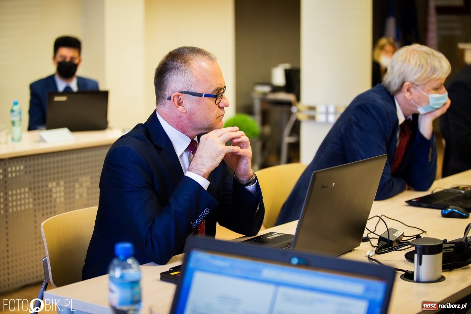 Zdjęcie w galerii na portalu naszraciborz.pl: Miód i dziegieć. Starosta z wotum zaufania od radnych  wiadomości z regionu