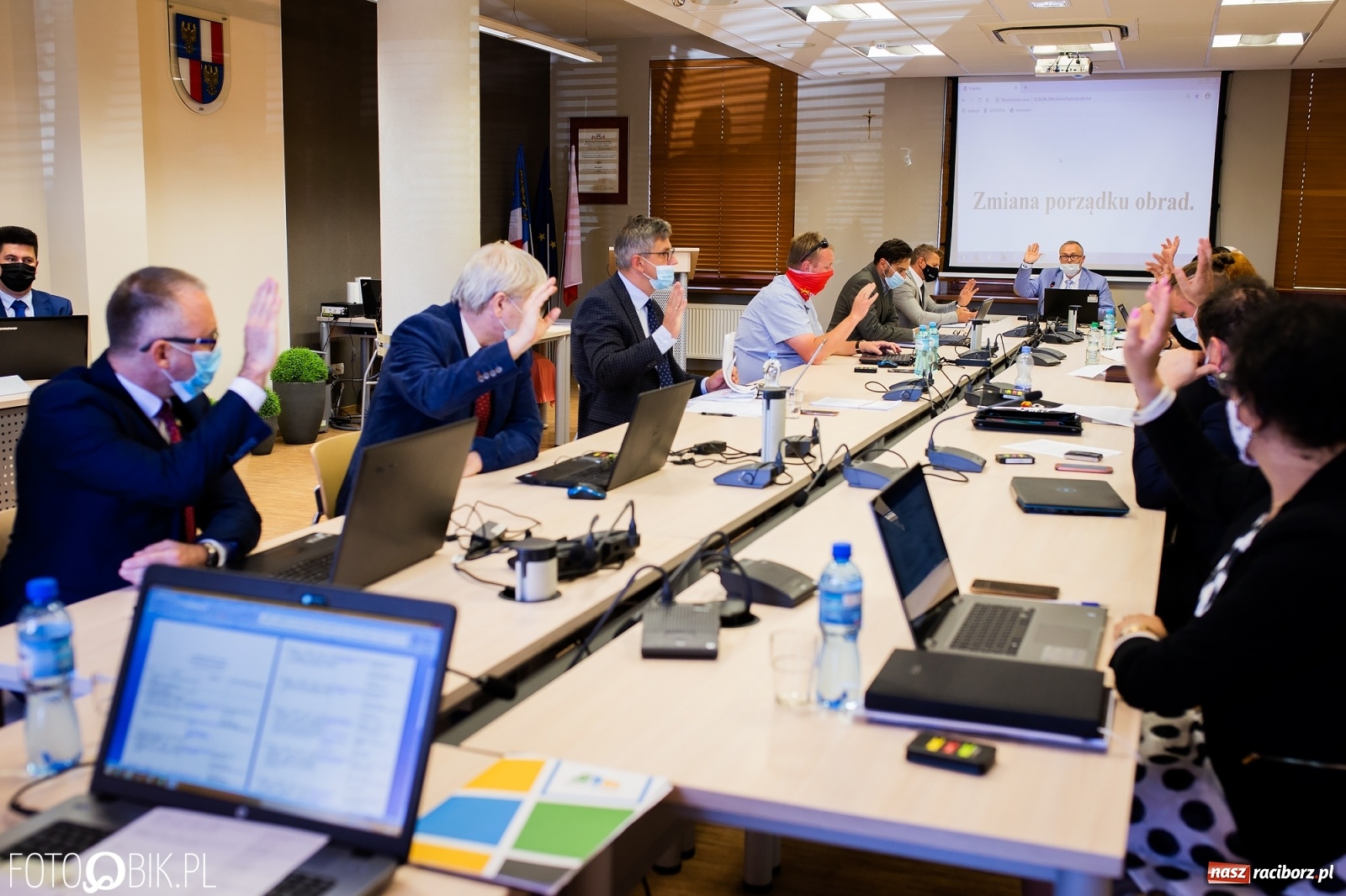 Zdjęcie w galerii na portalu naszraciborz.pl: Miód i dziegieć. Starosta z wotum zaufania od radnych  wiadomości z regionu