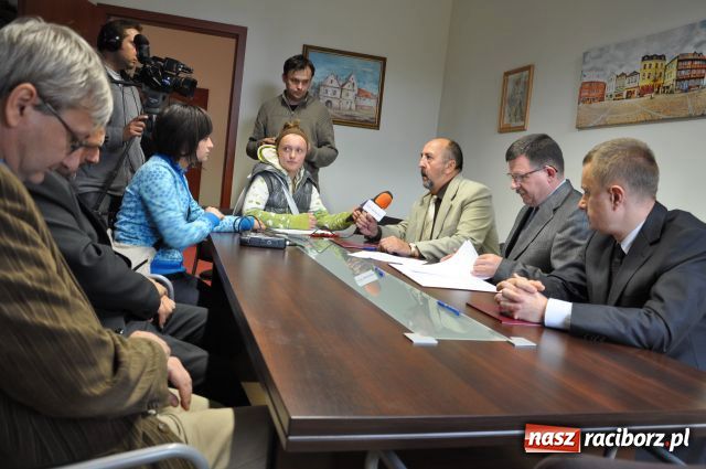 Zdjęcie w galerii na portalu naszraciborz.pl: Liceum plastyczne ruszy w nowym roku wiadomości z regionu