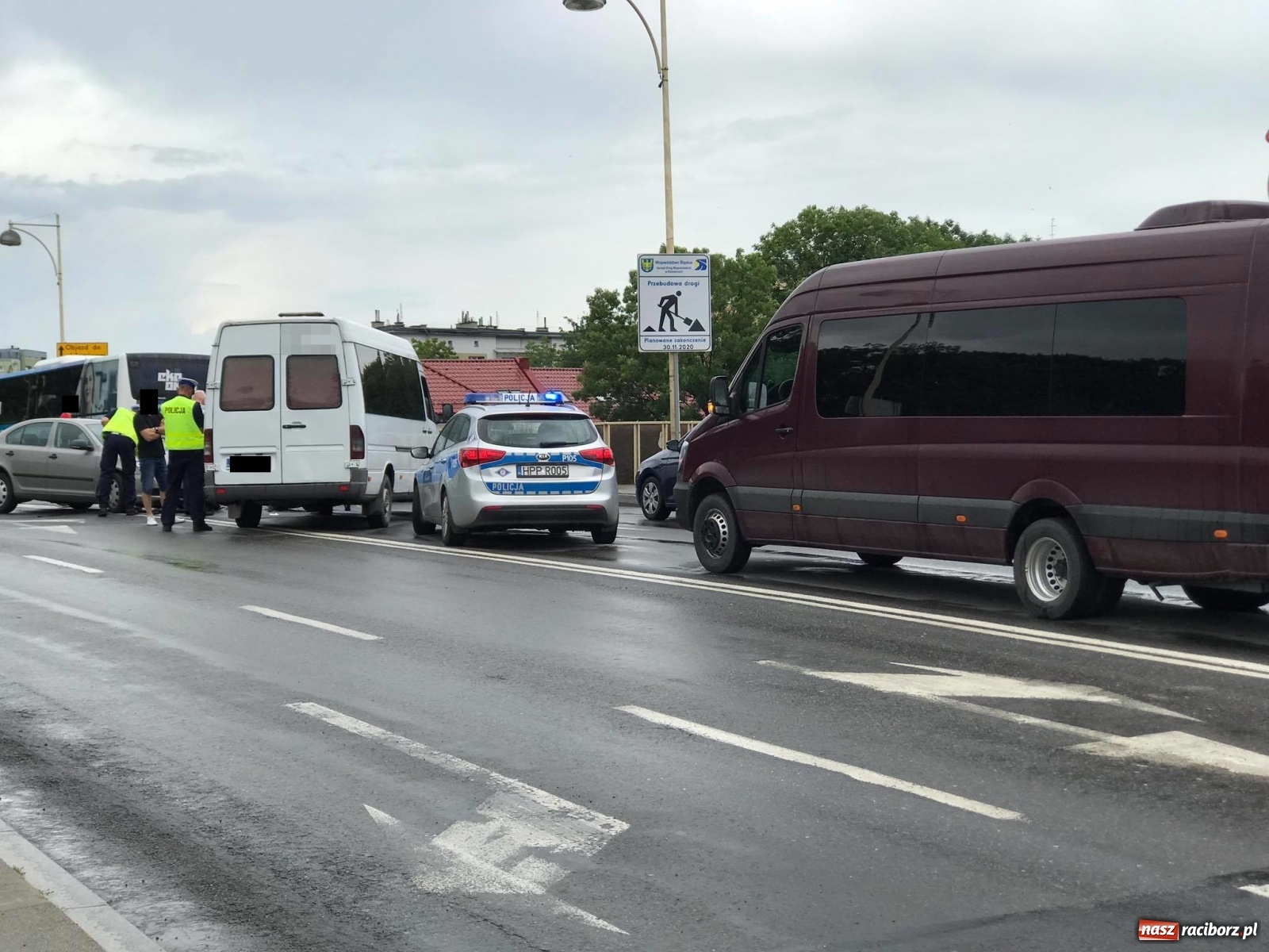 Zdjęcie w galerii na portalu naszraciborz.pl: Policja podała przyczyny zderzenia na moście Zamkowym [FOTO] wiadomości z regionu