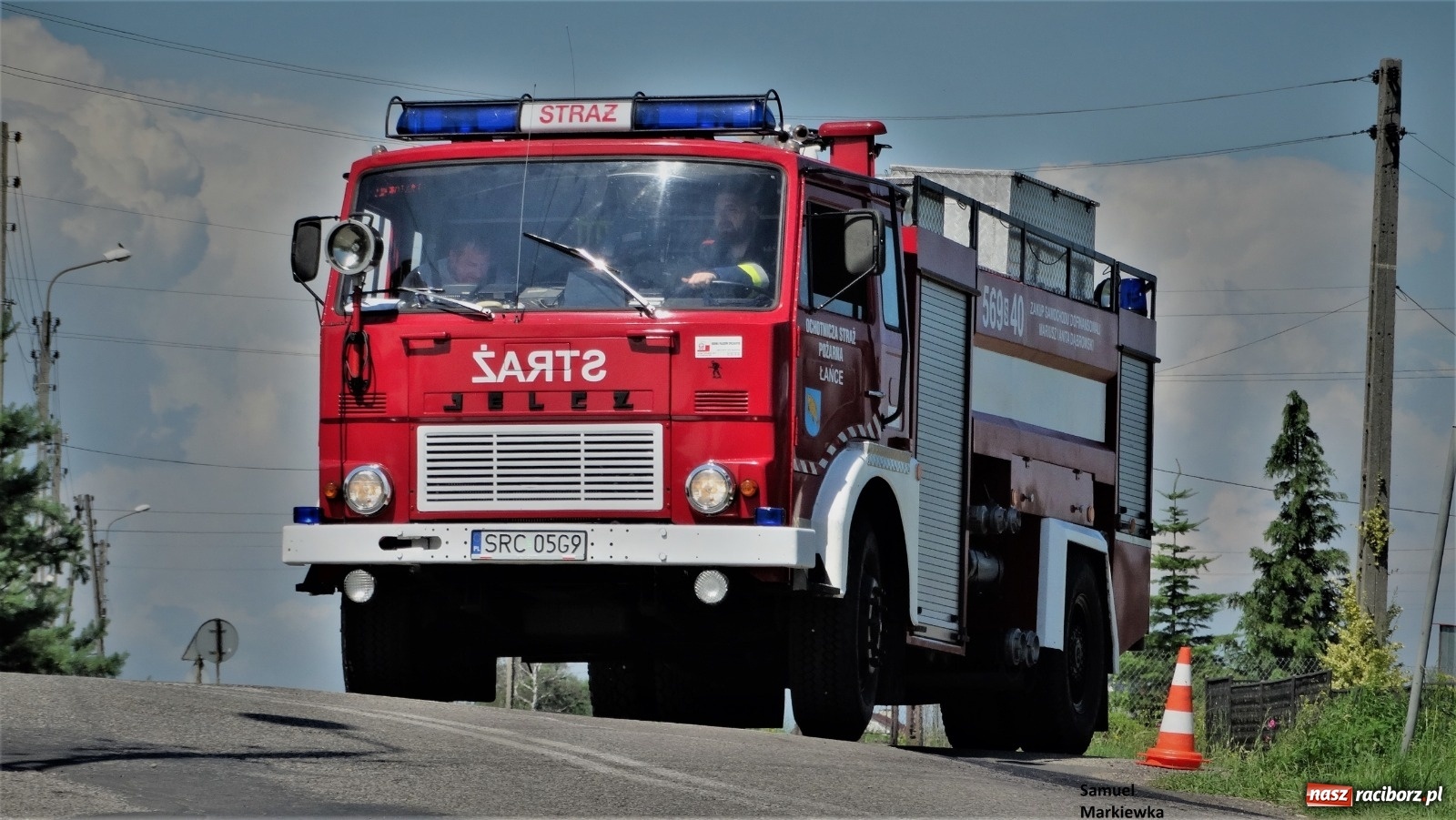 Zdjęcie w galerii na portalu naszraciborz.pl: Długa w Łańcach dziurawa jak ser szwajcarski  wiadomości z regionu