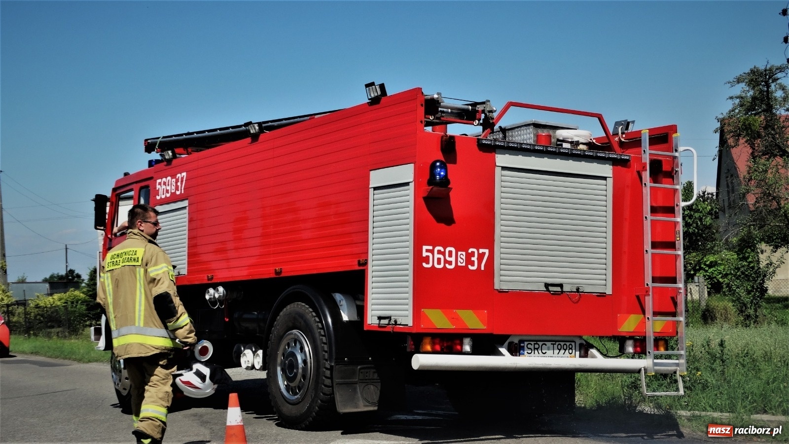 Zdjęcie w galerii na portalu naszraciborz.pl: Długa w Łańcach dziurawa jak ser szwajcarski  wiadomości z regionu