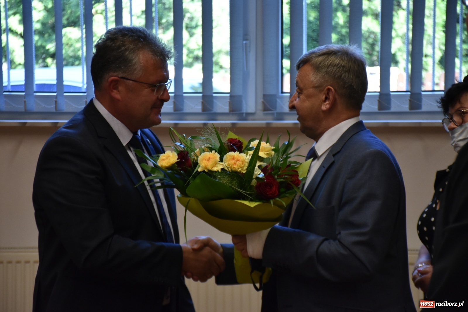 Zdjęcie w galerii na portalu naszraciborz.pl: Wójt gminy Krzyżanowice z wotum zaufania i absolutorium wiadomości z regionu