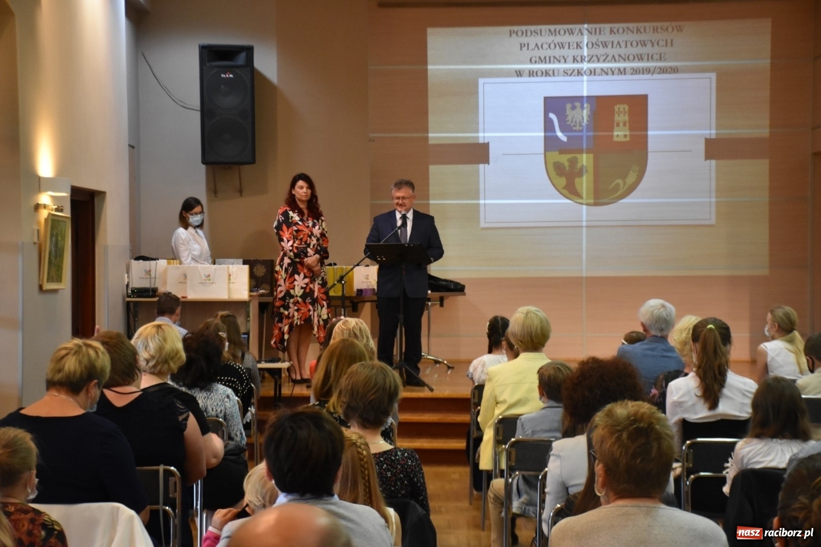 Zdjęcie w galerii na portalu naszraciborz.pl: Wybitni uczniowie gminy Krzyżanowice nagrodzeni [FOTO] wiadomości z regionu