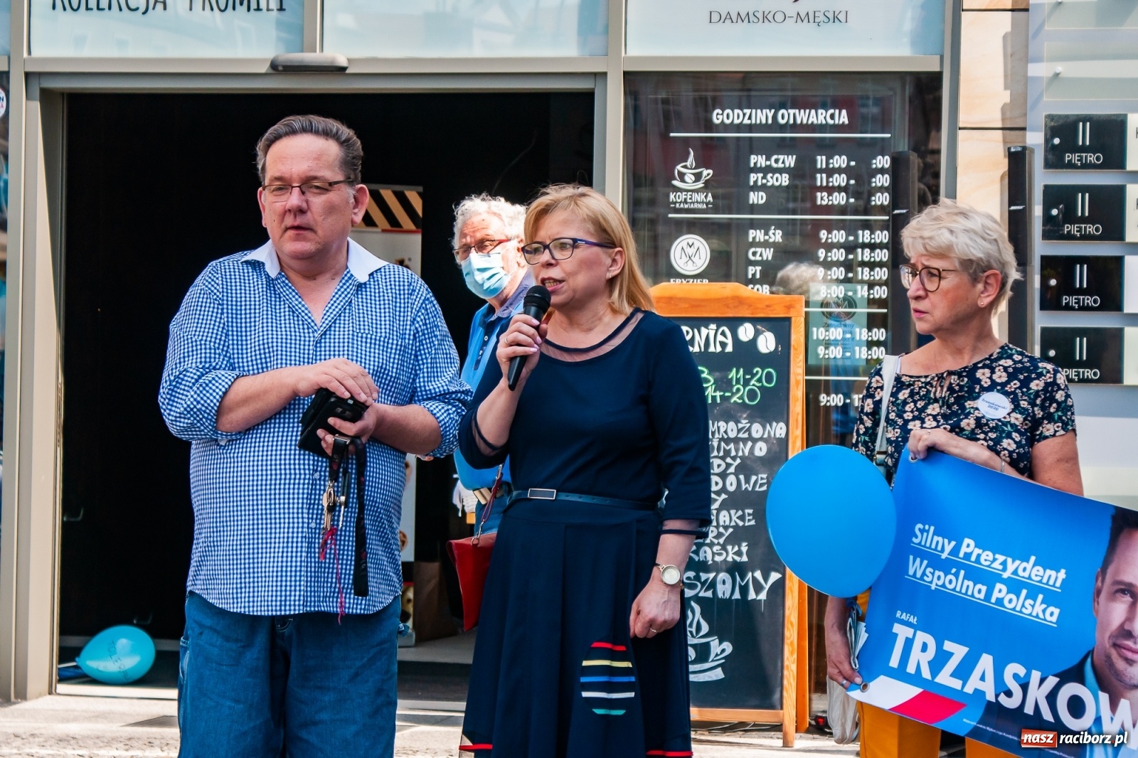 Zdjęcie w galerii na portalu naszraciborz.pl: Raciborskie środowisko PO zachęcało do głosowania na Rafała Trzaskowskiego [FOTO i WIDEO] wiadomości z regionu