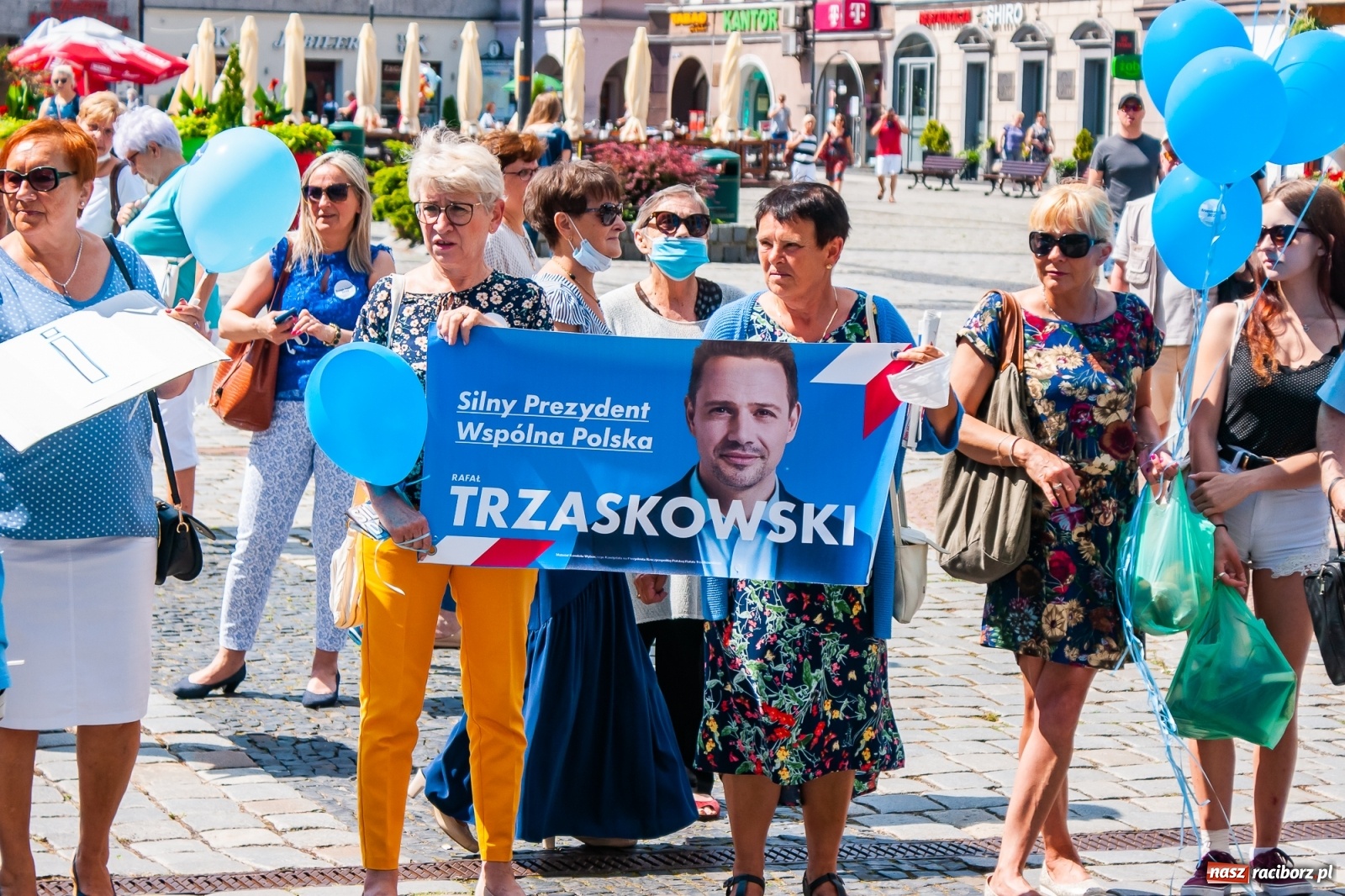 Zdjęcie w galerii na portalu naszraciborz.pl: Raciborskie środowisko PO zachęcało do głosowania na Rafała Trzaskowskiego [FOTO i WIDEO] wiadomości z regionu