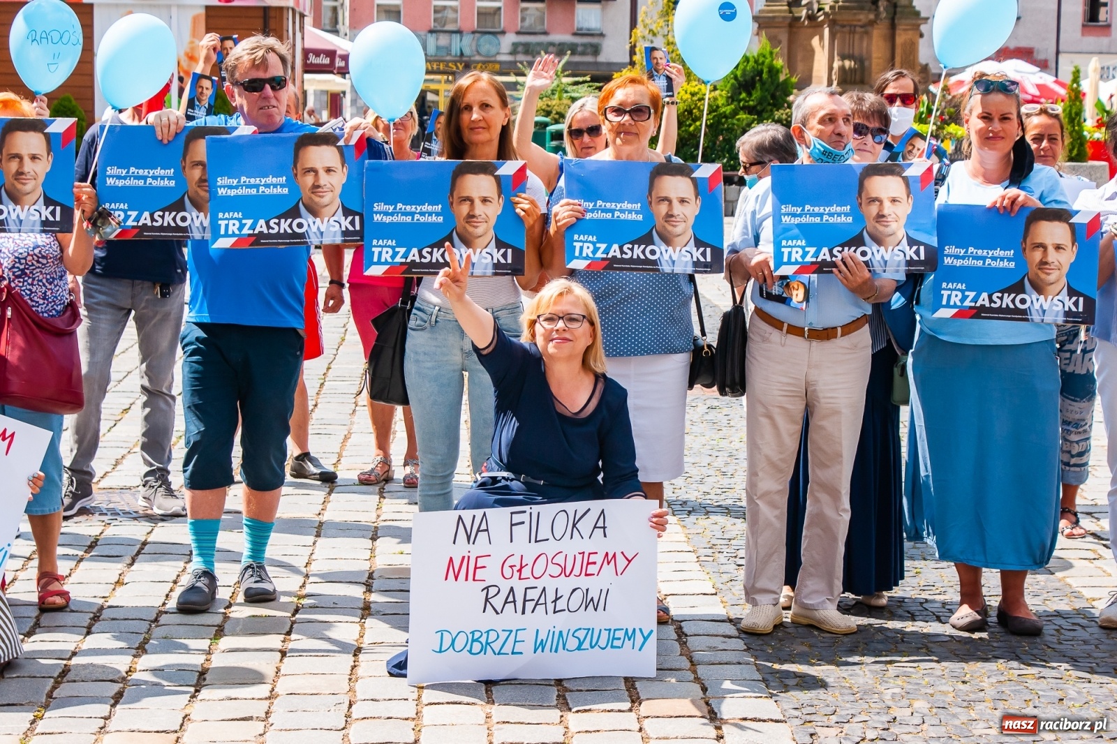 Zdjęcie w galerii na portalu naszraciborz.pl: Raciborskie środowisko PO zachęcało do głosowania na Rafała Trzaskowskiego [FOTO i WIDEO] wiadomości z regionu