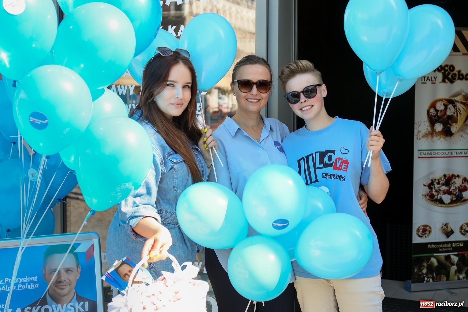Zdjęcie w galerii na portalu naszraciborz.pl: Raciborskie środowisko PO zachęcało do głosowania na Rafała Trzaskowskiego [FOTO i WIDEO] wiadomości z regionu
