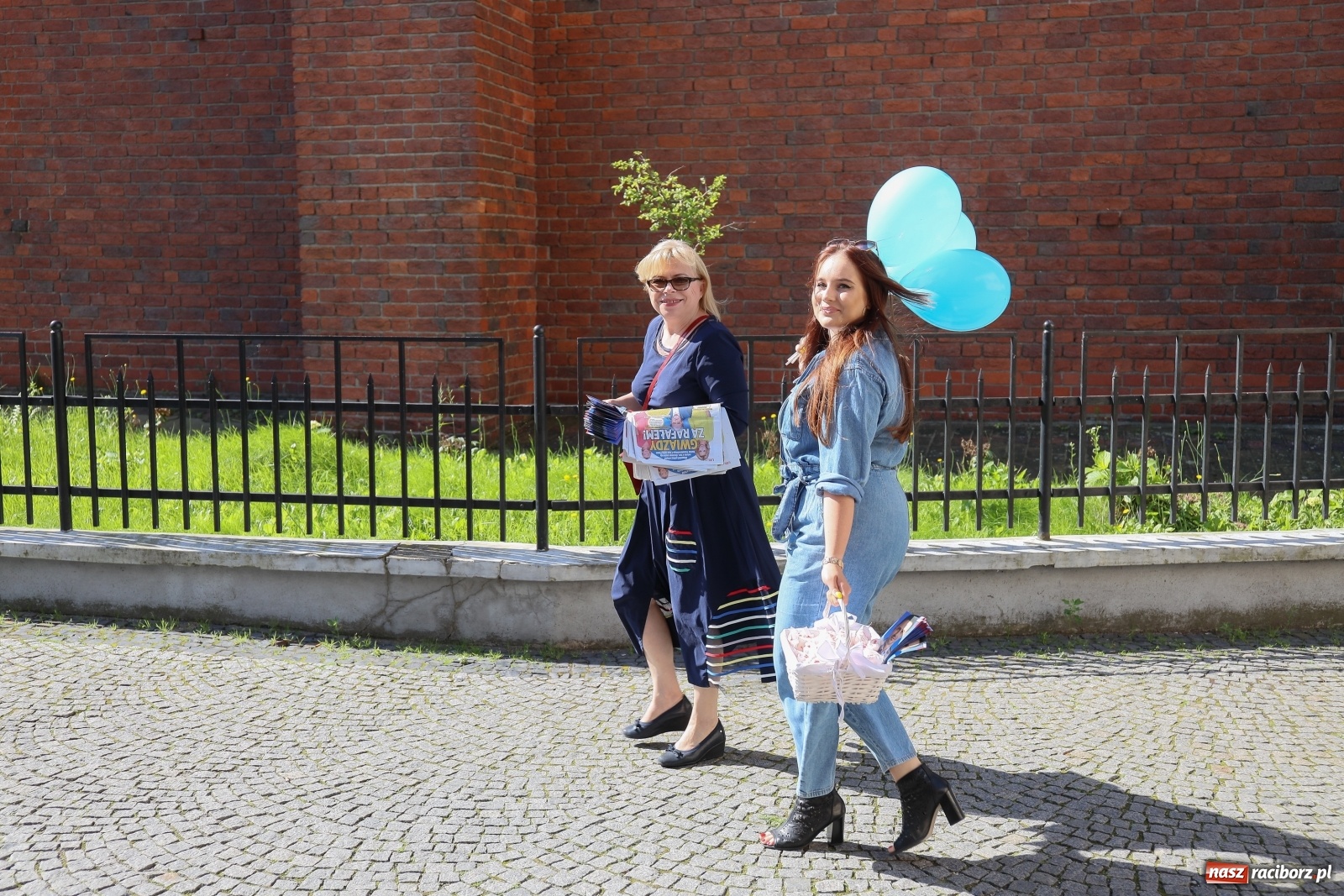 Zdjęcie w galerii na portalu naszraciborz.pl: Raciborskie środowisko PO zachęcało do głosowania na Rafała Trzaskowskiego [FOTO i WIDEO] wiadomości z regionu