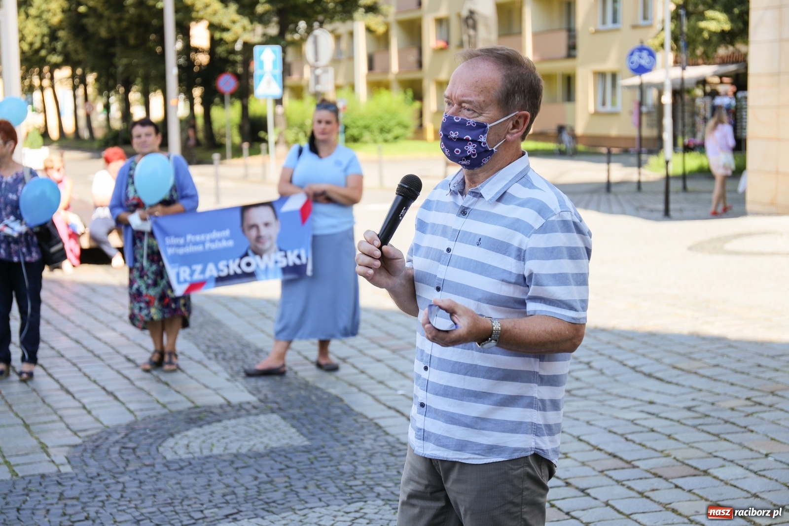 Zdjęcie w galerii na portalu naszraciborz.pl: Raciborskie środowisko PO zachęcało do głosowania na Rafała Trzaskowskiego [FOTO i WIDEO] wiadomości z regionu