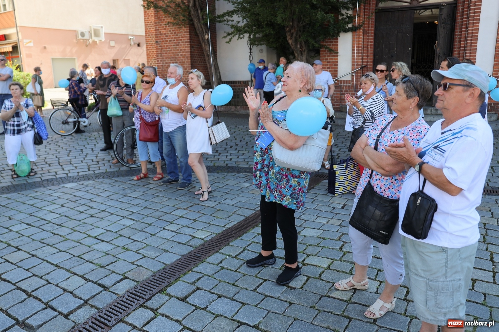 Zdjęcie w galerii na portalu naszraciborz.pl: Raciborskie środowisko PO zachęcało do głosowania na Rafała Trzaskowskiego [FOTO i WIDEO] wiadomości z regionu