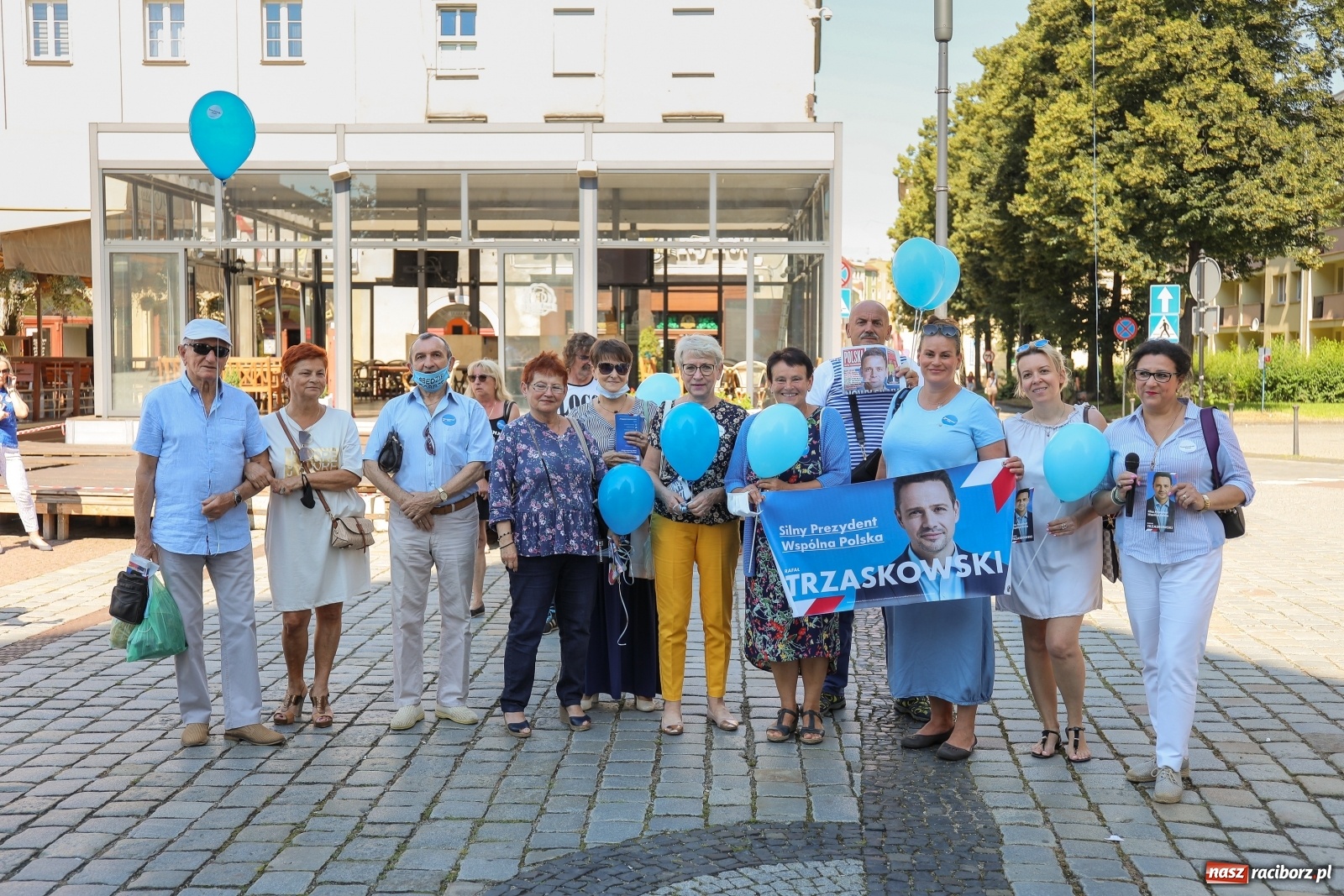 Zdjęcie w galerii na portalu naszraciborz.pl: Raciborskie środowisko PO zachęcało do głosowania na Rafała Trzaskowskiego [FOTO i WIDEO] wiadomości z regionu
