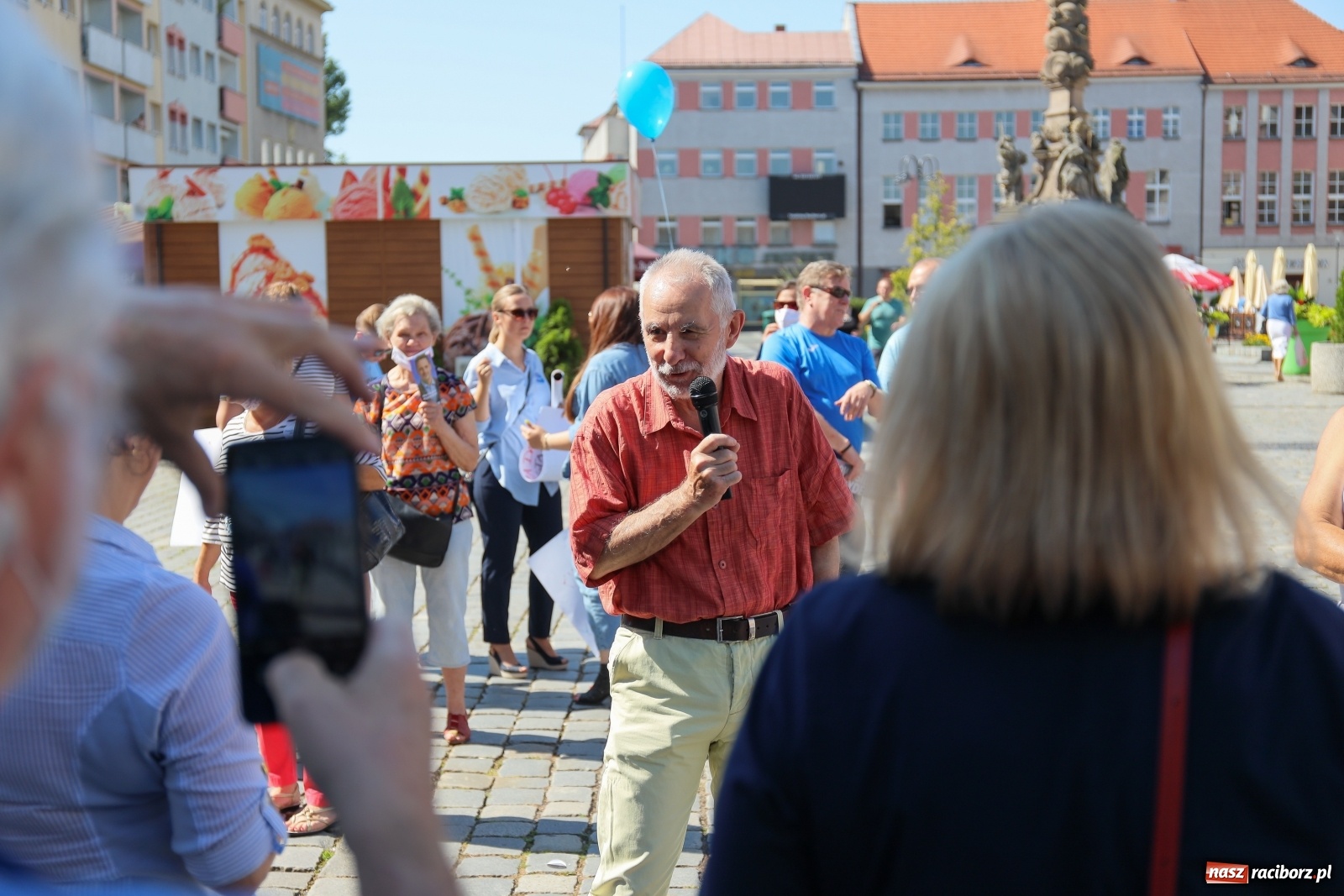 Zdjęcie w galerii na portalu naszraciborz.pl: Raciborskie środowisko PO zachęcało do głosowania na Rafała Trzaskowskiego [FOTO i WIDEO] wiadomości z regionu