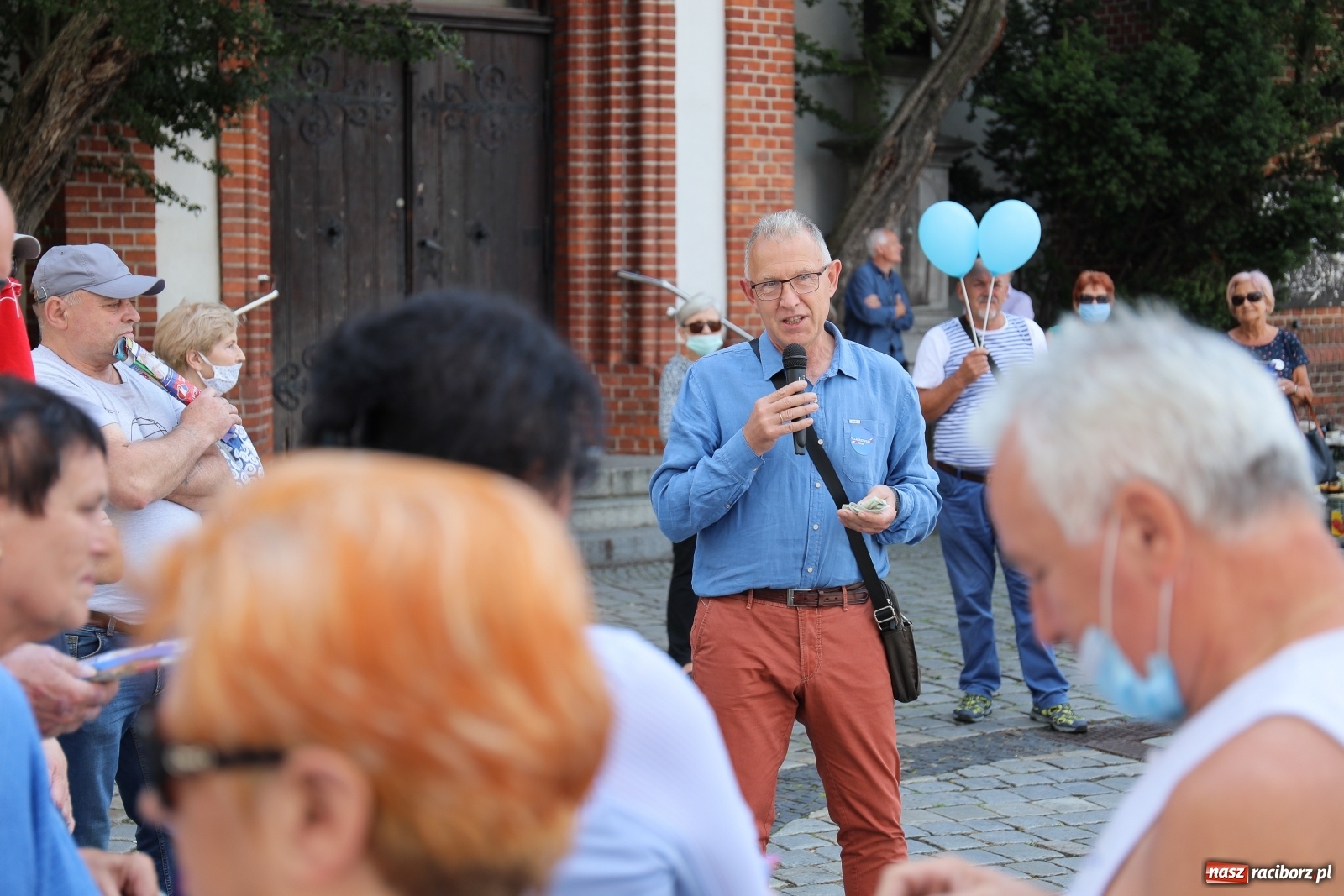 Zdjęcie w galerii na portalu naszraciborz.pl: Raciborskie środowisko PO zachęcało do głosowania na Rafała Trzaskowskiego [FOTO i WIDEO] wiadomości z regionu