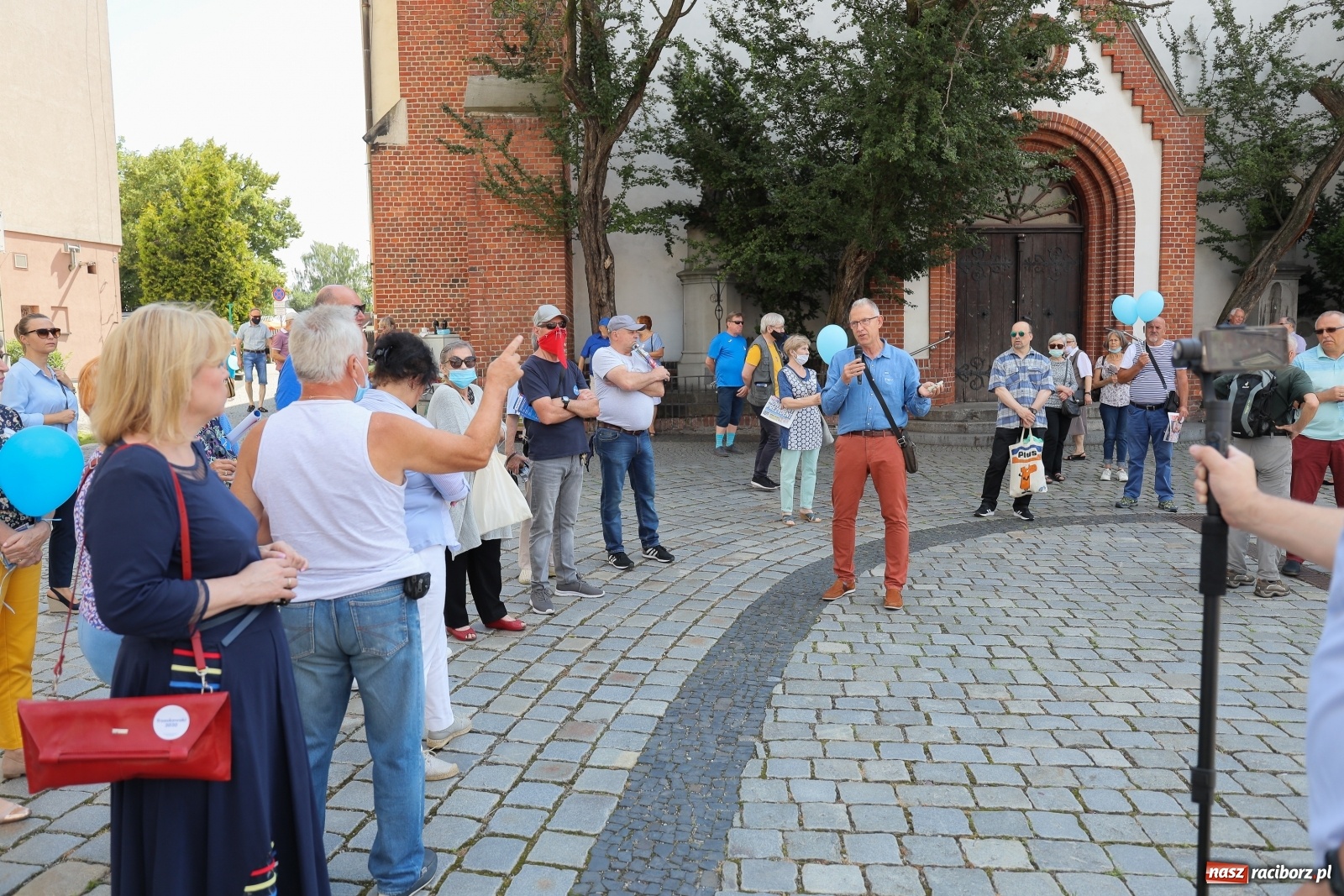 Zdjęcie w galerii na portalu naszraciborz.pl: Raciborskie środowisko PO zachęcało do głosowania na Rafała Trzaskowskiego [FOTO i WIDEO] wiadomości z regionu