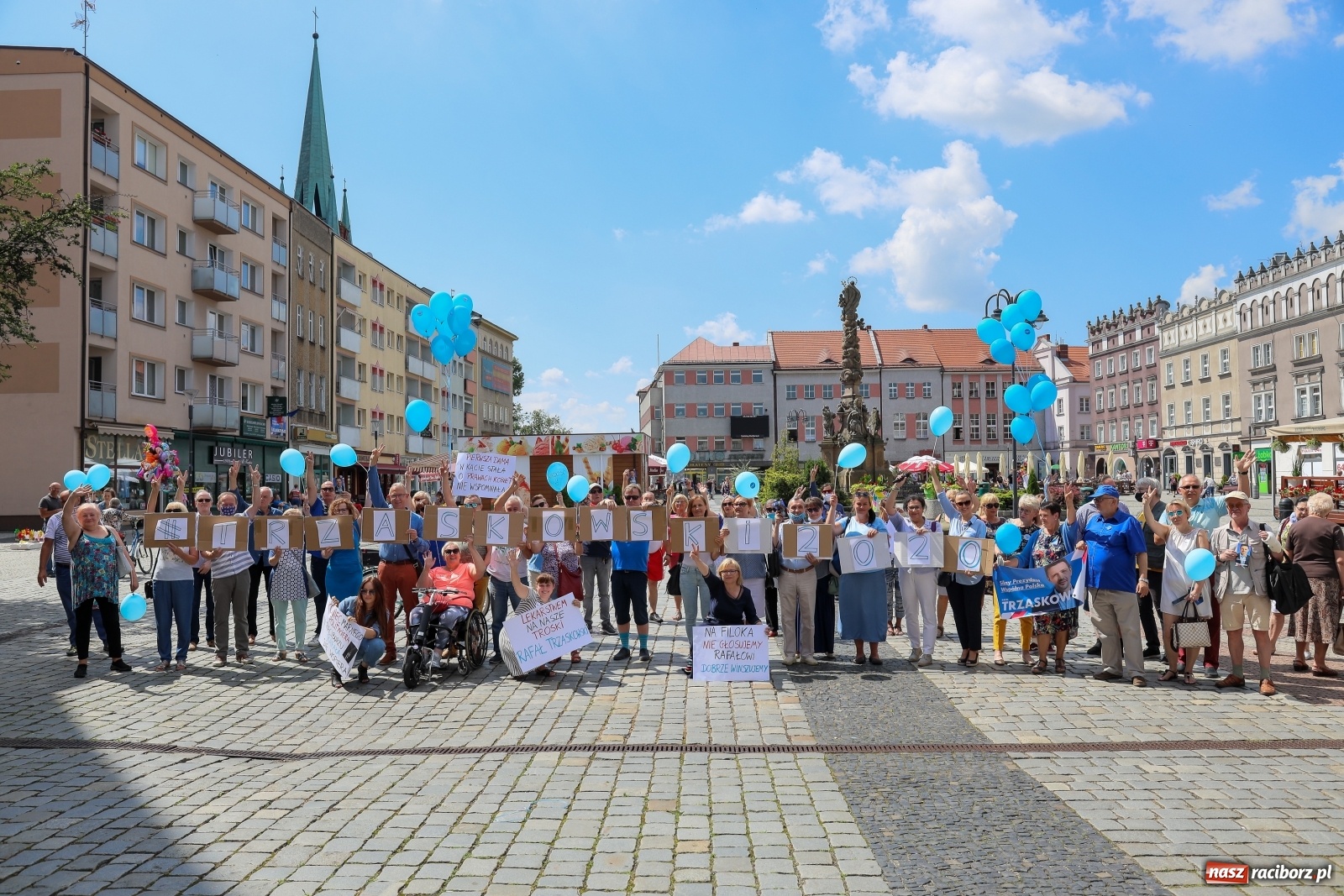 Zdjęcie w galerii na portalu naszraciborz.pl: Raciborskie środowisko PO zachęcało do głosowania na Rafała Trzaskowskiego [FOTO i WIDEO] wiadomości z regionu