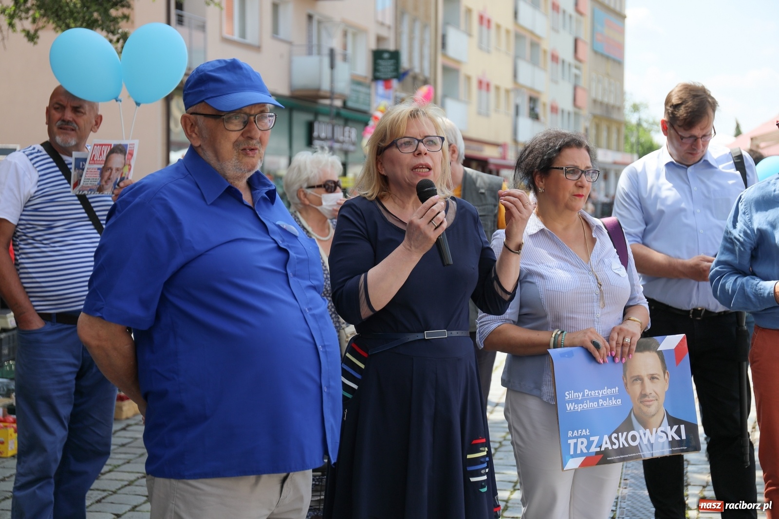Zdjęcie w galerii na portalu naszraciborz.pl: Raciborskie środowisko PO zachęcało do głosowania na Rafała Trzaskowskiego [FOTO i WIDEO] wiadomości z regionu