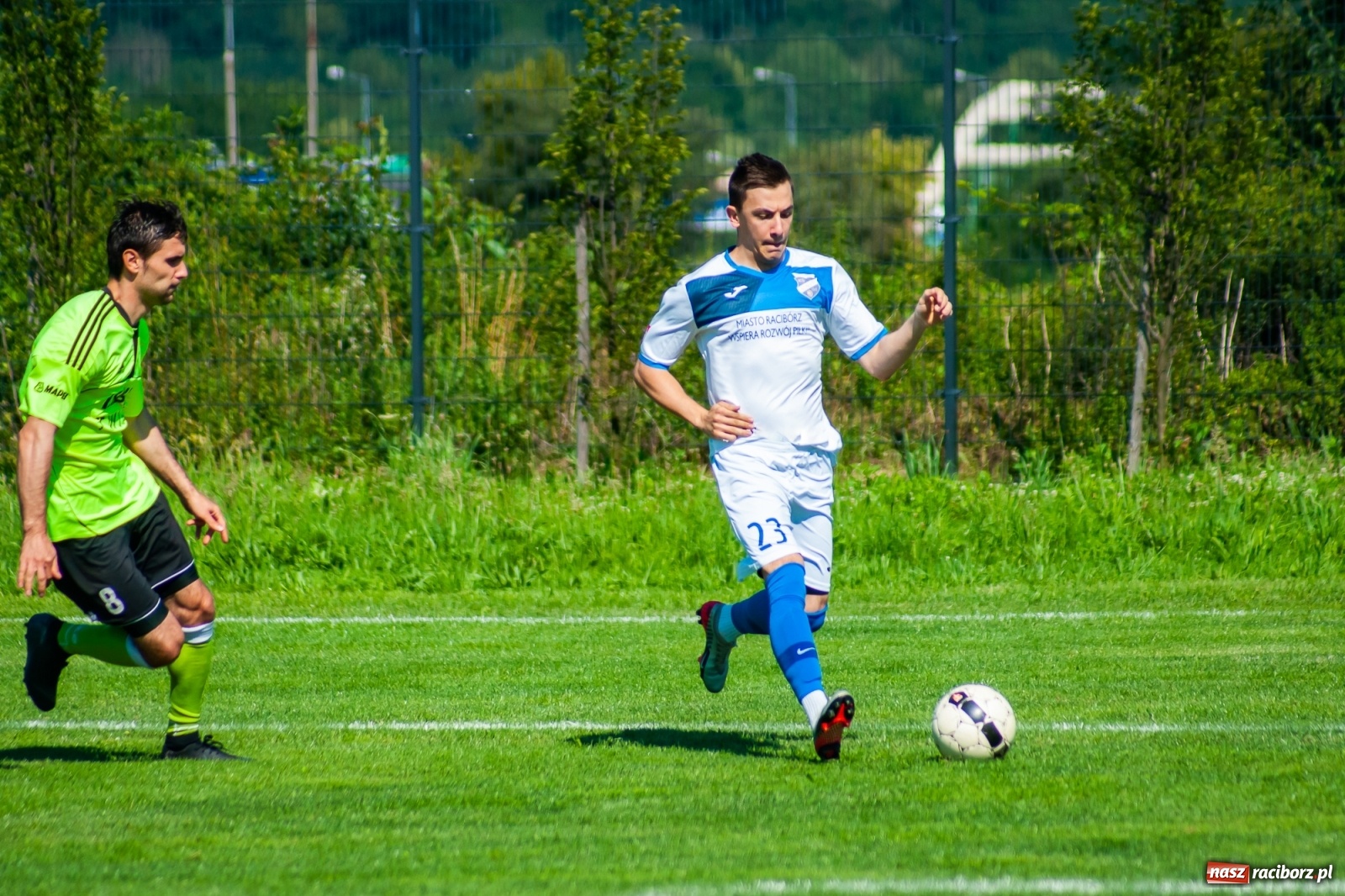Zdjęcie w galerii na portalu naszraciborz.pl: Efekt nowej miotły zadziałał. Wygrana Unii pod wodzą nowego trenera [FOTO i WIDEO] wiadomości z regionu
