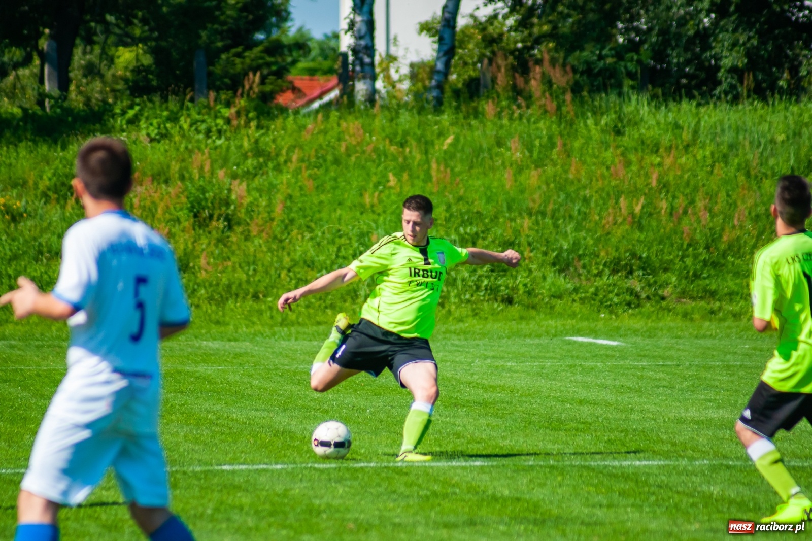 Zdjęcie w galerii na portalu naszraciborz.pl: Efekt nowej miotły zadziałał. Wygrana Unii pod wodzą nowego trenera [FOTO i WIDEO] wiadomości z regionu