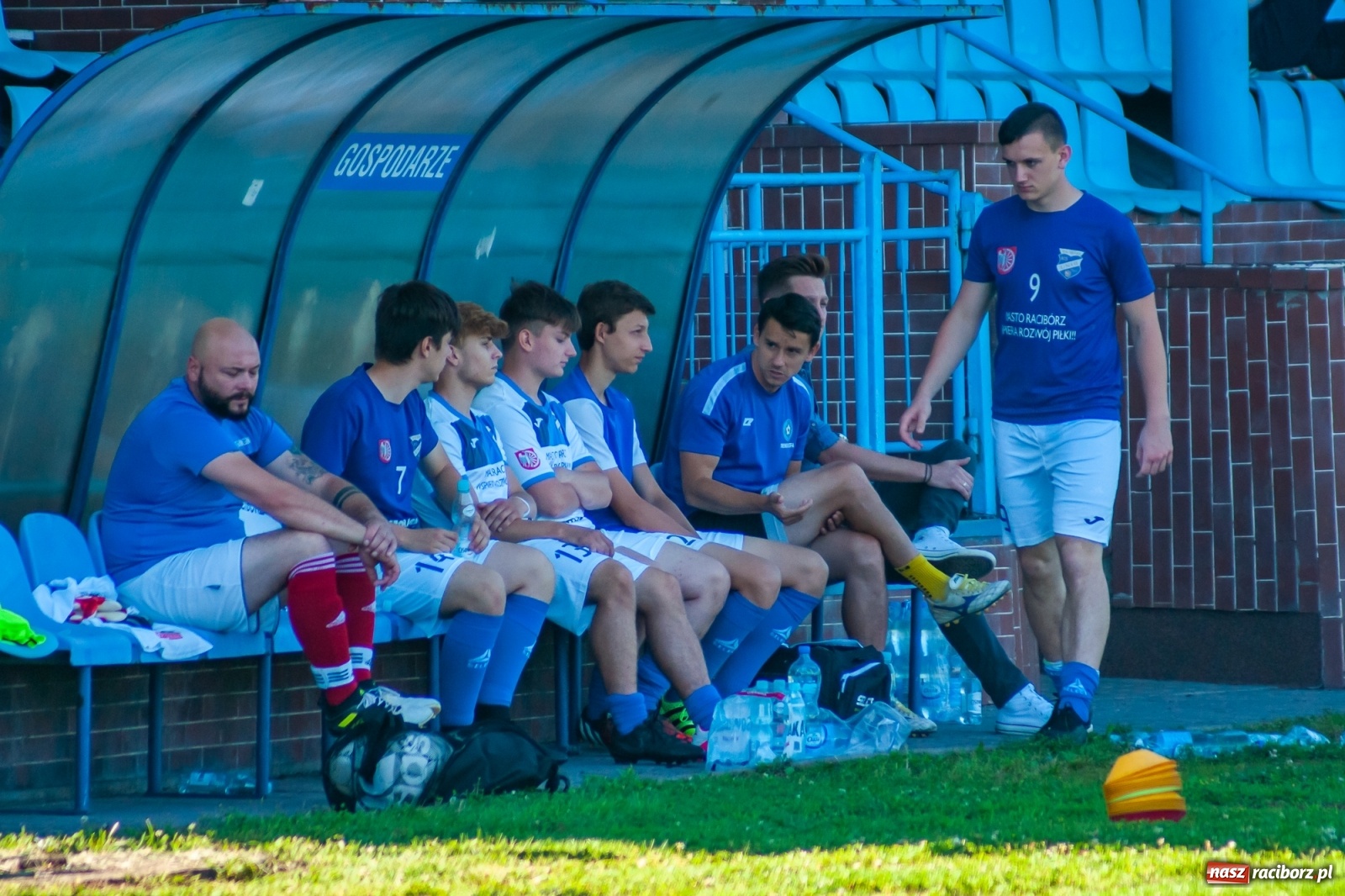 Zdjęcie w galerii na portalu naszraciborz.pl: Efekt nowej miotły zadziałał. Wygrana Unii pod wodzą nowego trenera [FOTO i WIDEO] wiadomości z regionu