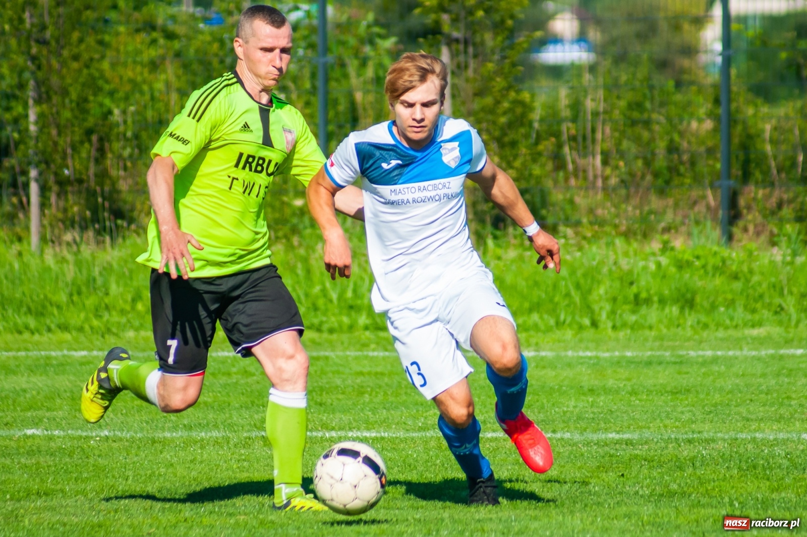 Zdjęcie w galerii na portalu naszraciborz.pl: Efekt nowej miotły zadziałał. Wygrana Unii pod wodzą nowego trenera [FOTO i WIDEO] wiadomości z regionu