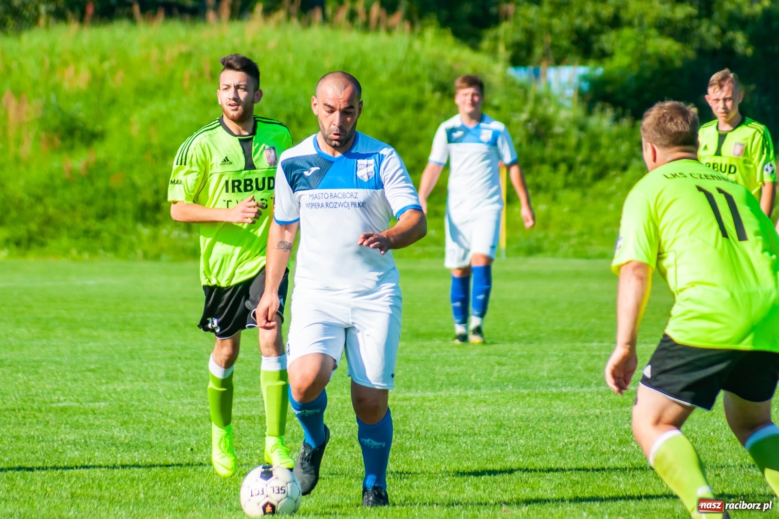 Zdjęcie w galerii na portalu naszraciborz.pl: Efekt nowej miotły zadziałał. Wygrana Unii pod wodzą nowego trenera [FOTO i WIDEO] wiadomości z regionu